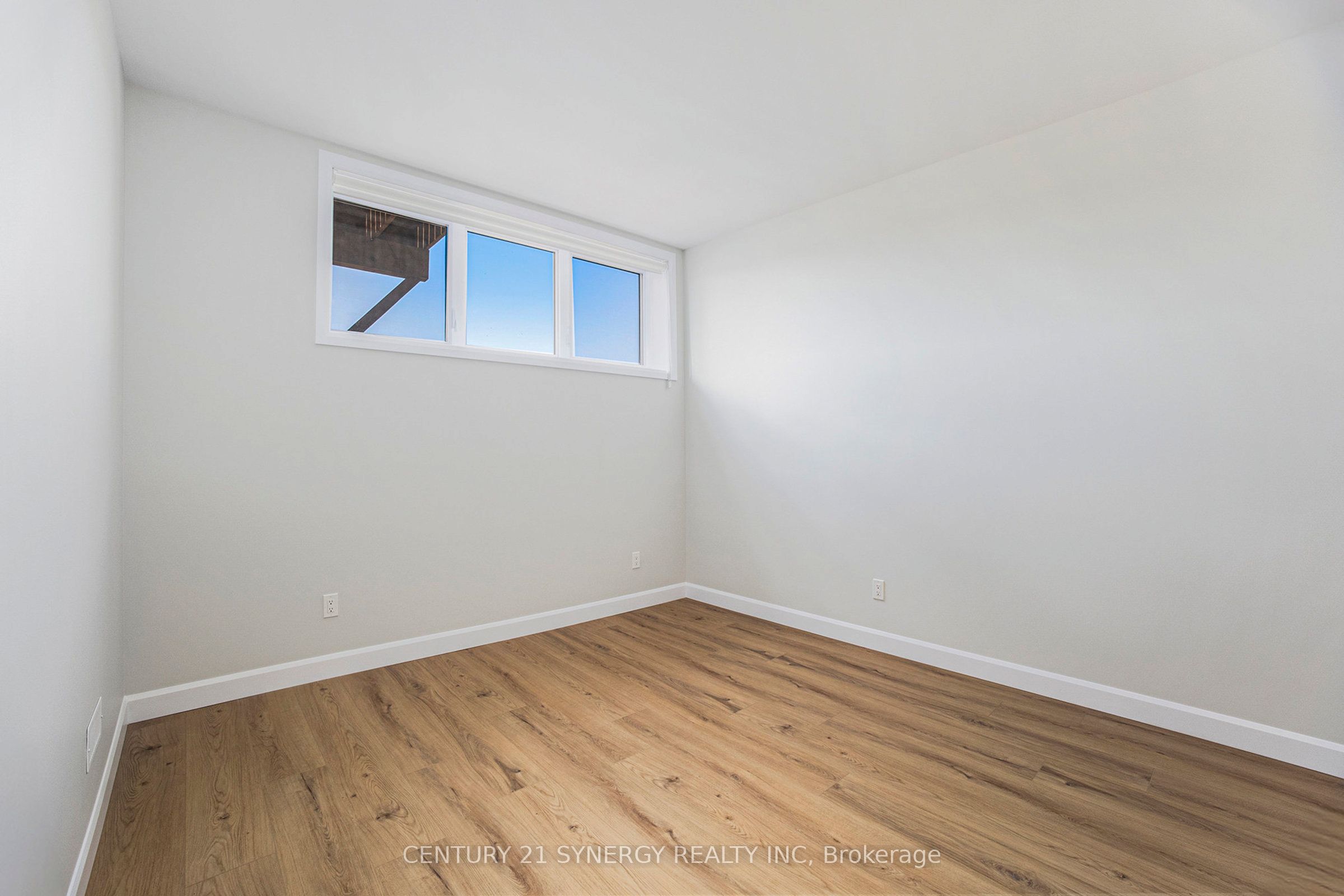 65 Helen Street B Property Photo 7