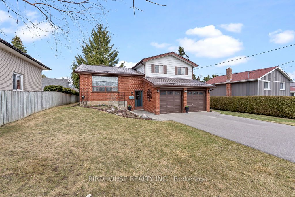 202 Mary Street Property Photo 1
