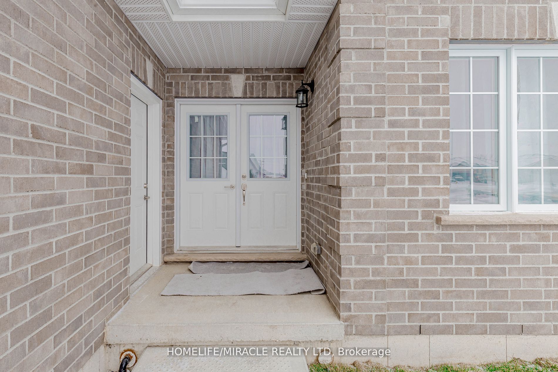 102 Delong Drive Property Photo 3