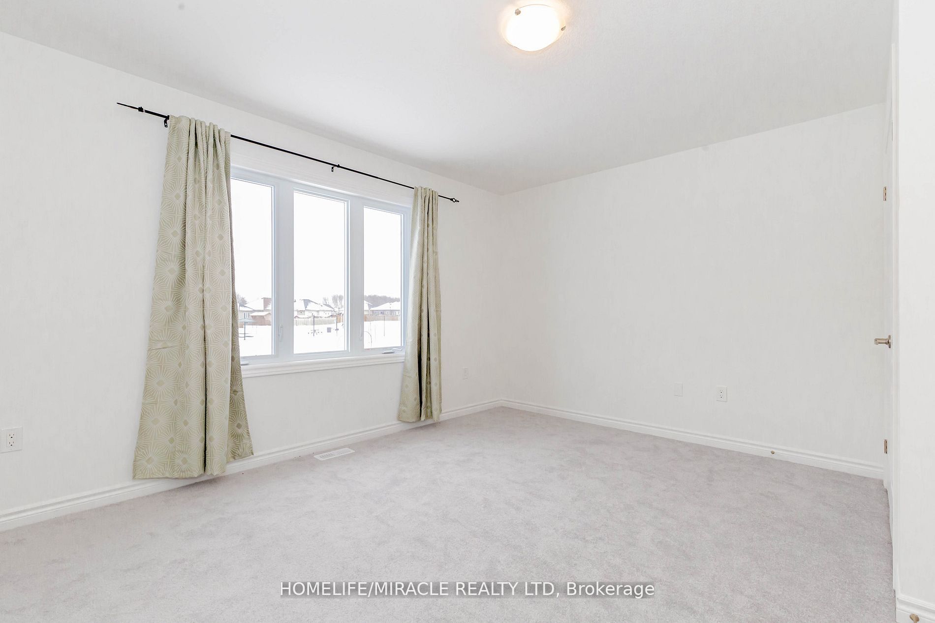 102 Delong Drive Property Photo 31