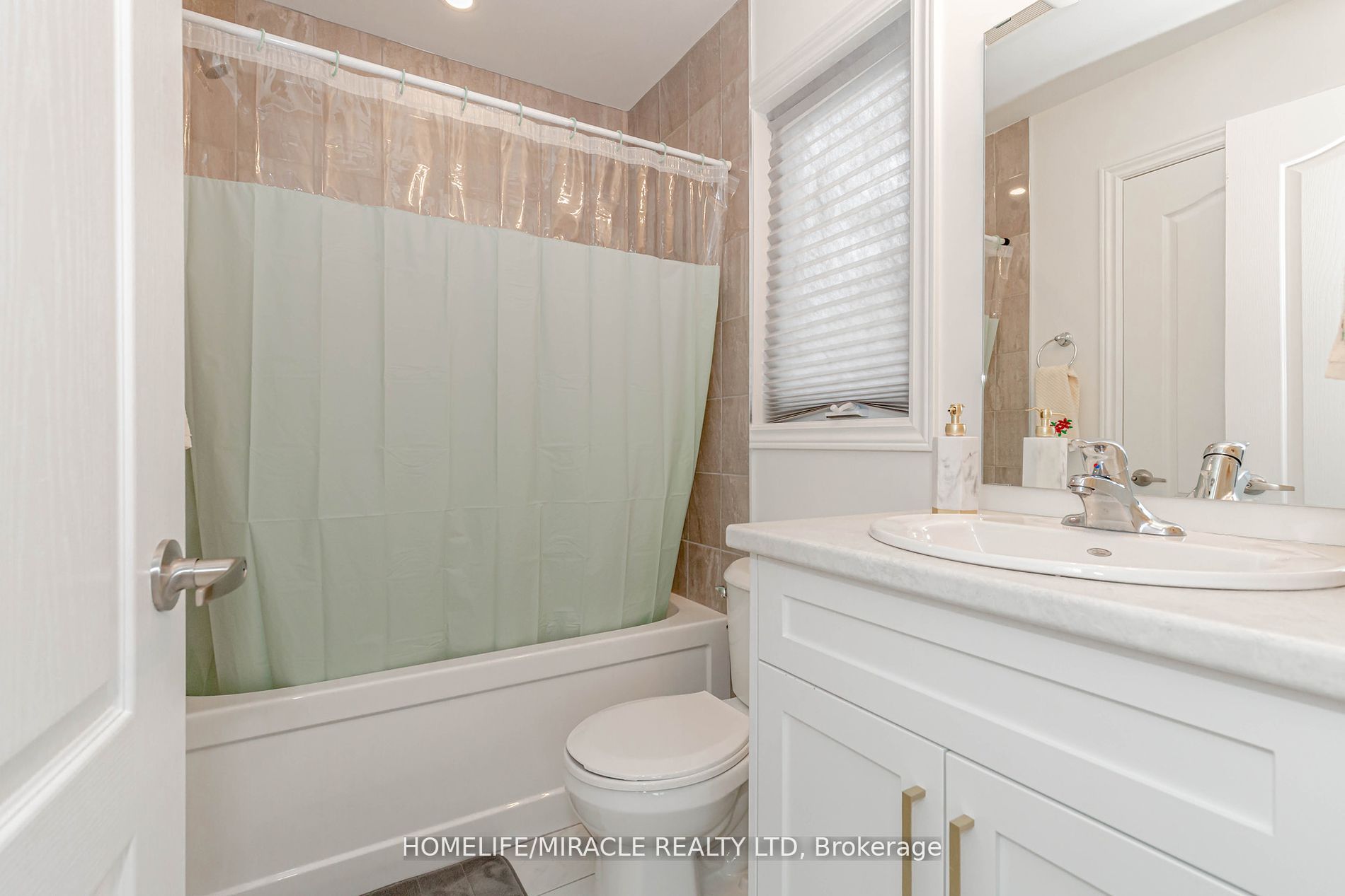 102 Delong Drive Property Photo 35
