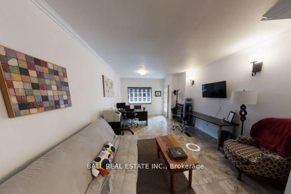 73 Queen St Property Photo