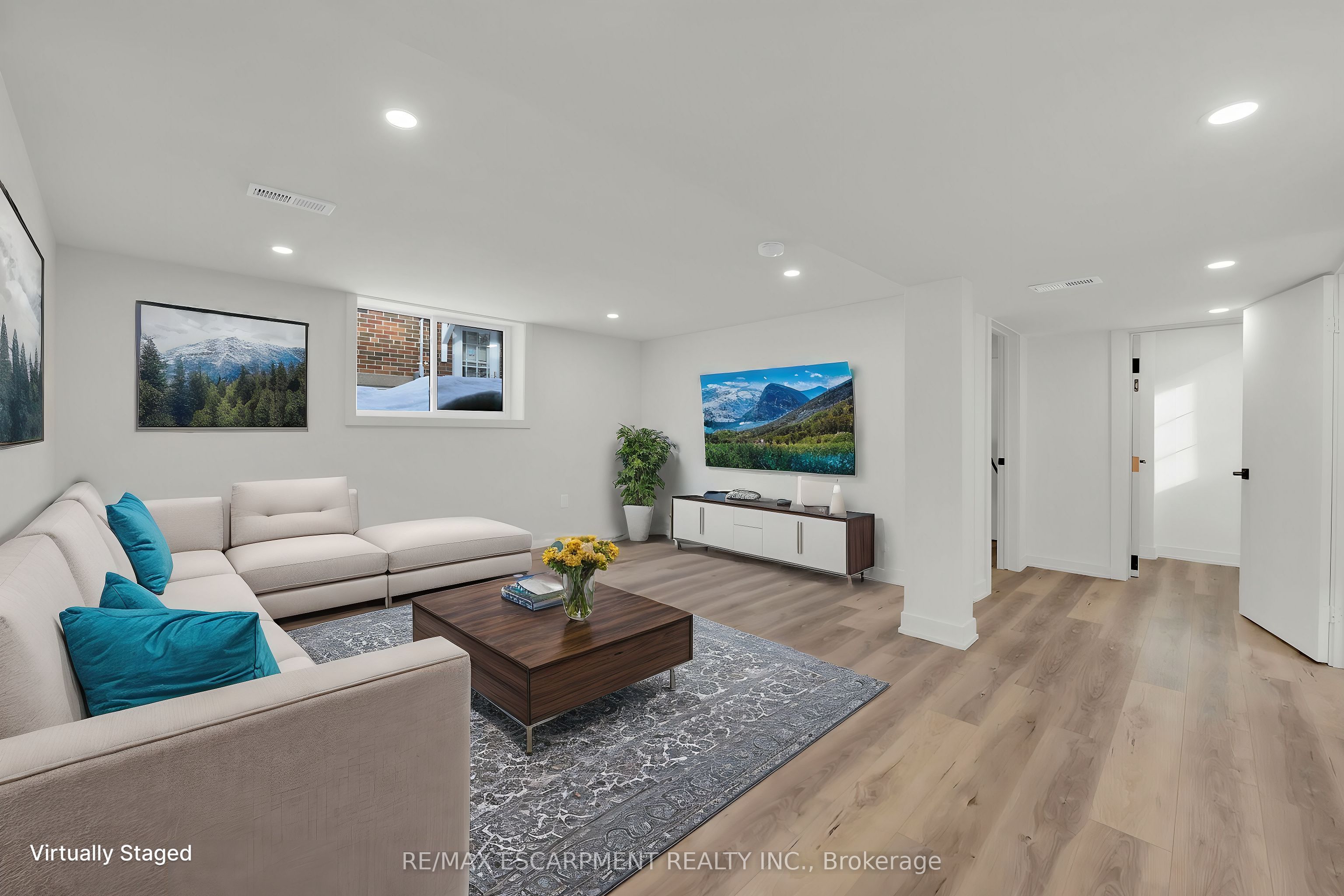 178 East 34th Street Property Photo 23