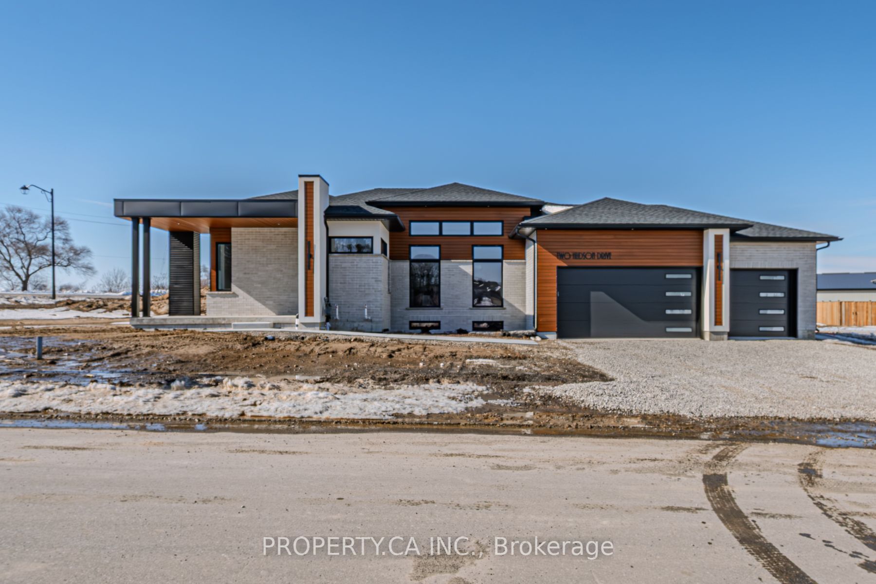 2 Hudson Drive Property Photo 2