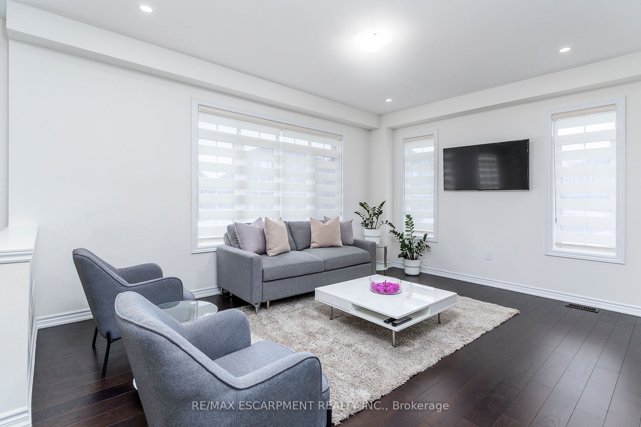 12 Stauffer Road Property Photo 7