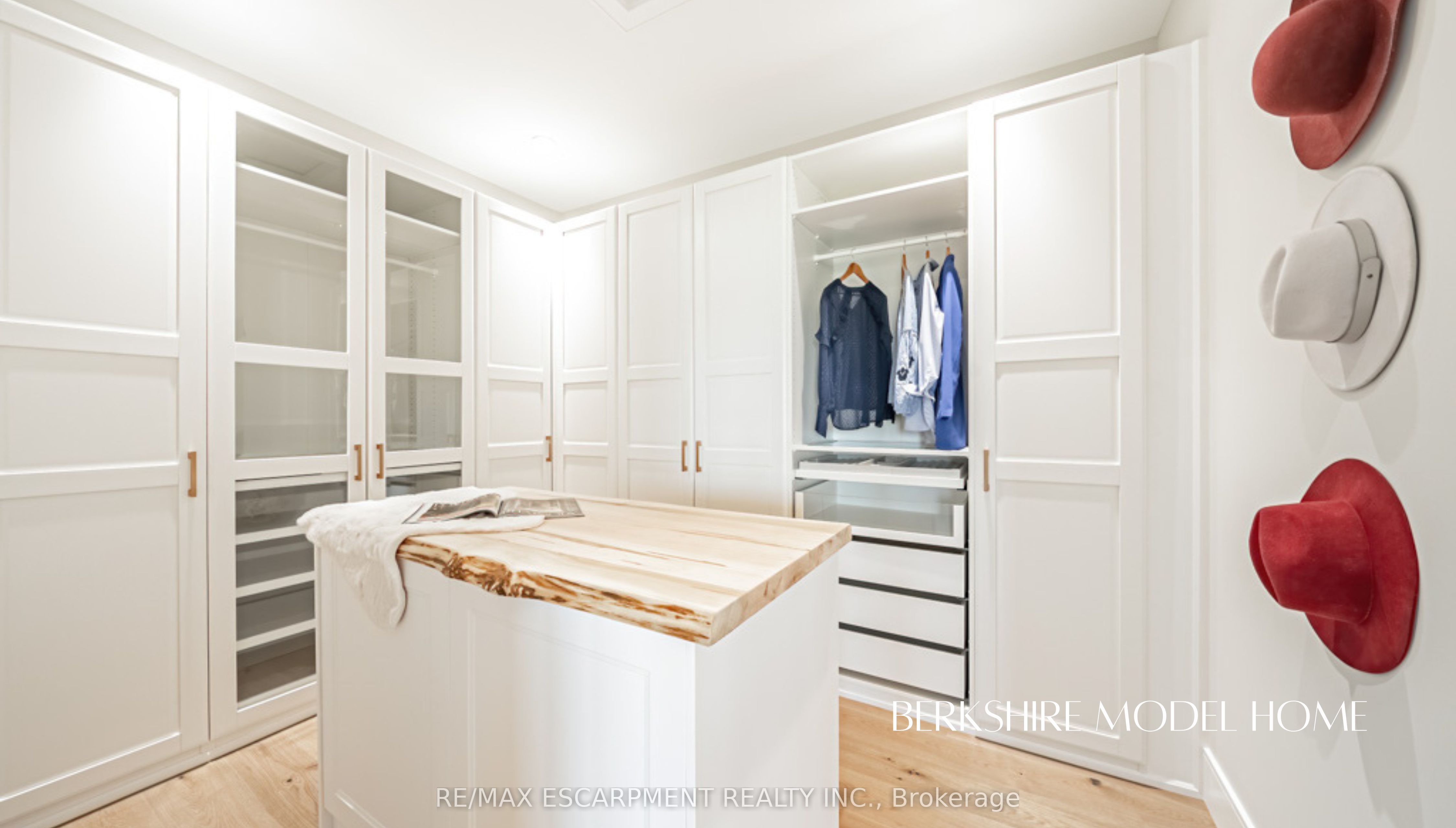 92 Hilborn Street Property Photo 12