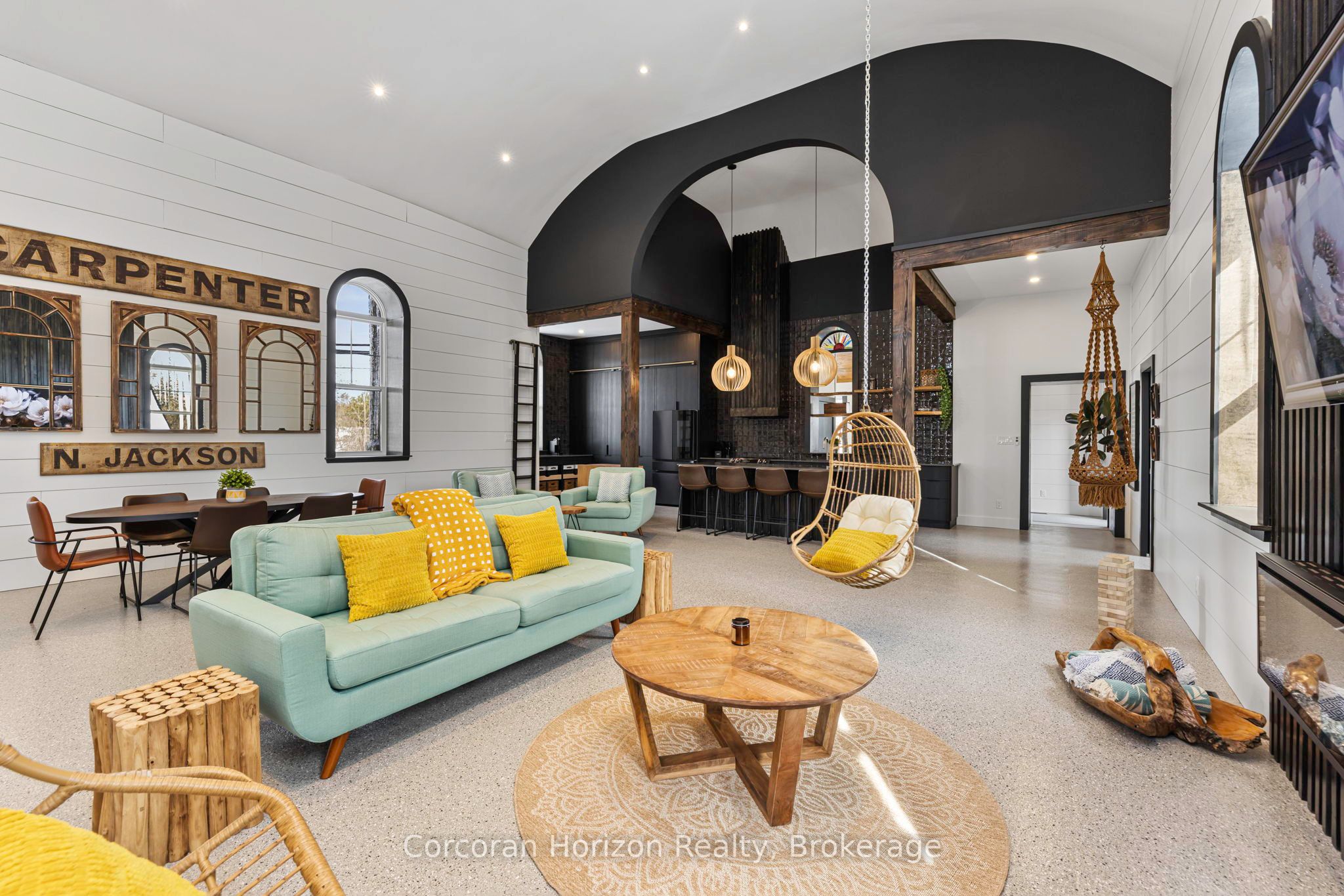 164 Ontario Street Property Photo