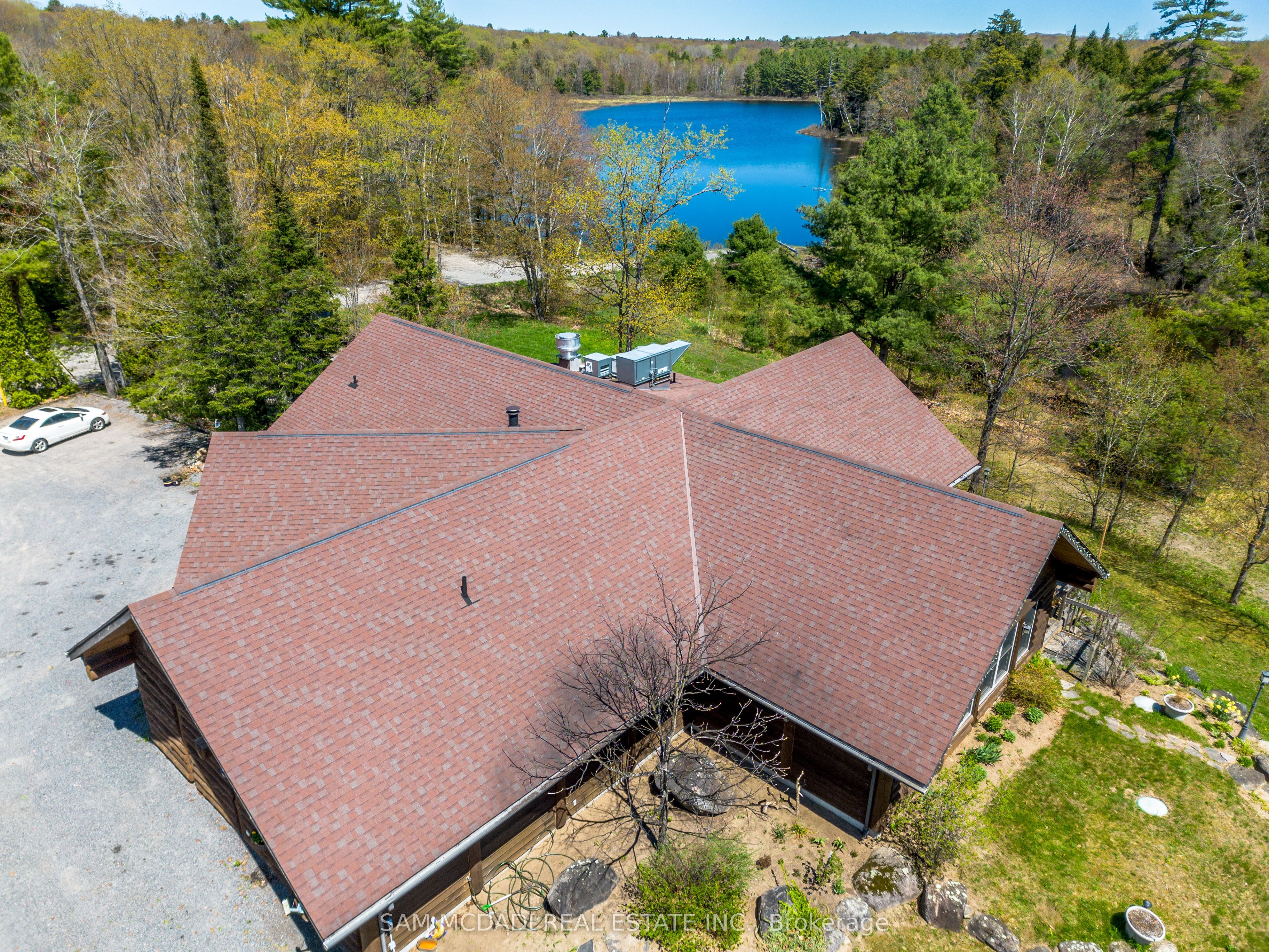 9 Little Beaver Boulevard Property Photo 4
