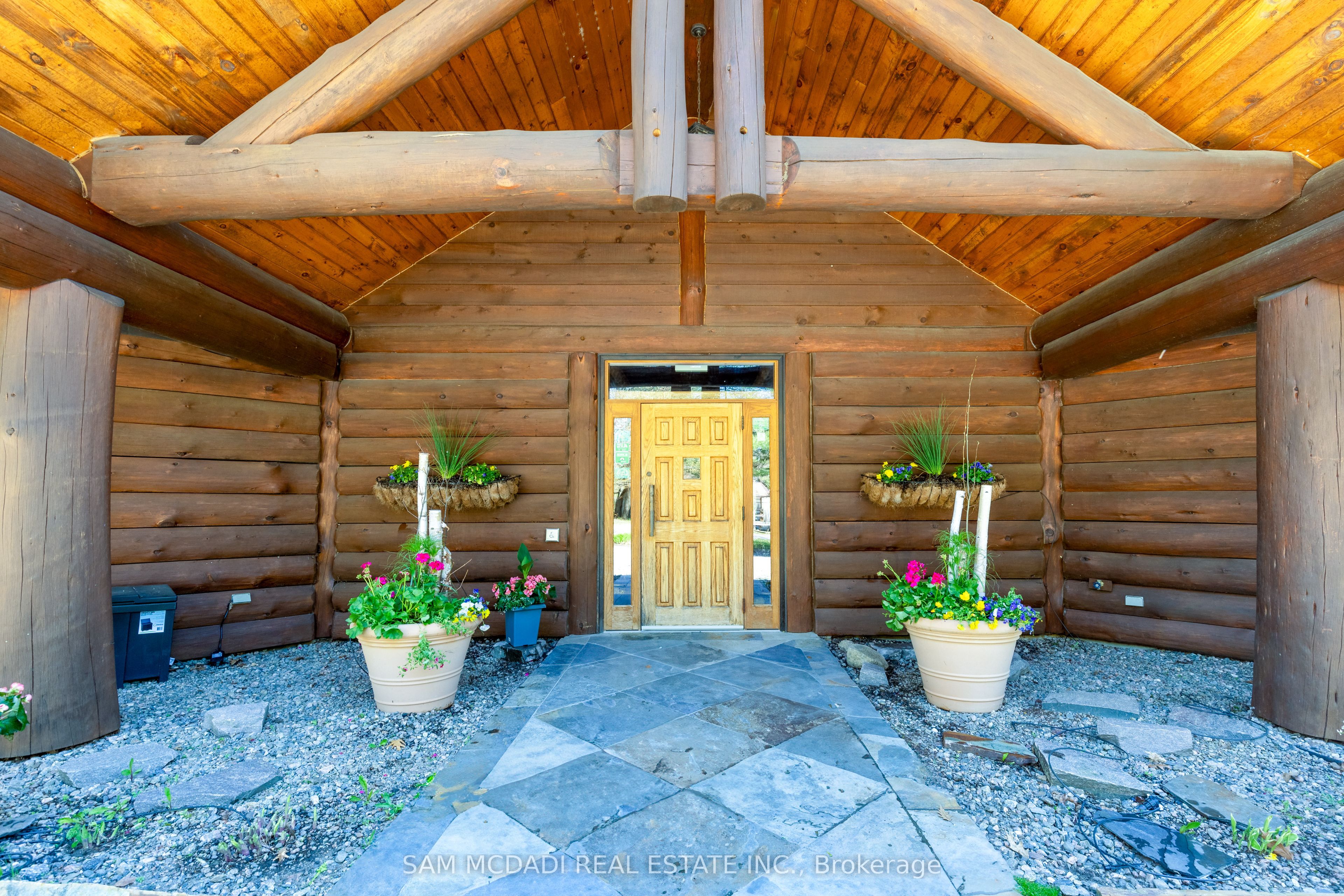 9 Little Beaver Boulevard Property Photo 8