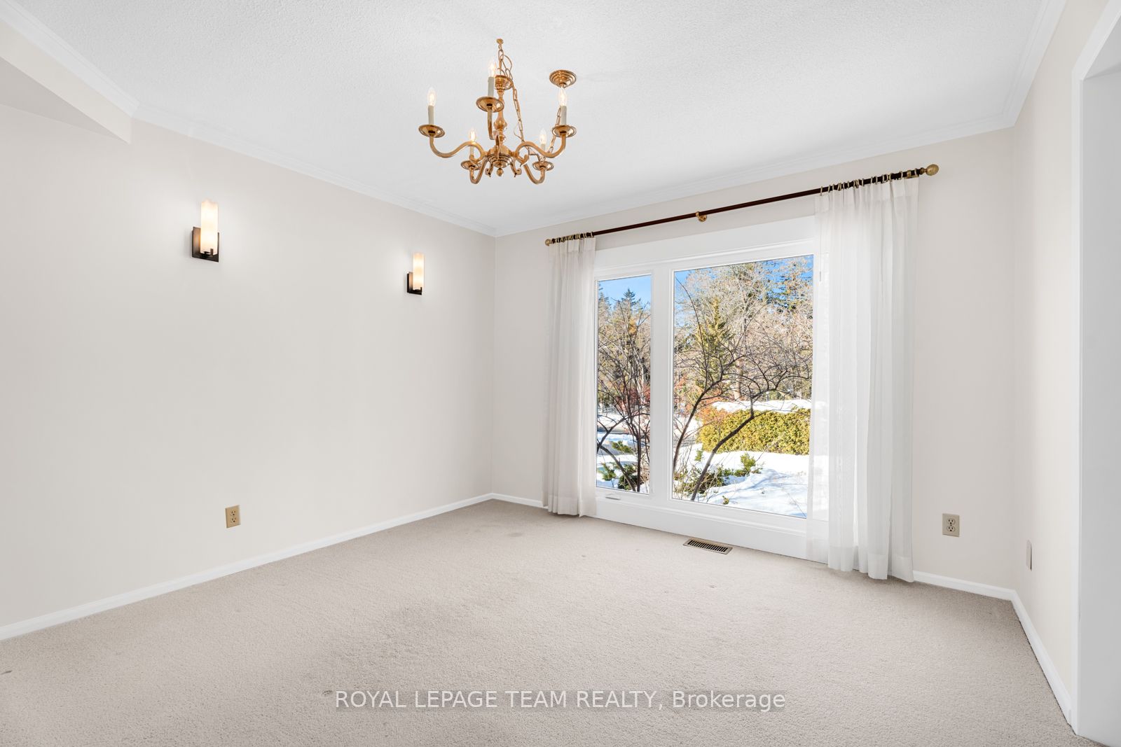 40 Belvedere Crescent Property Photo 9