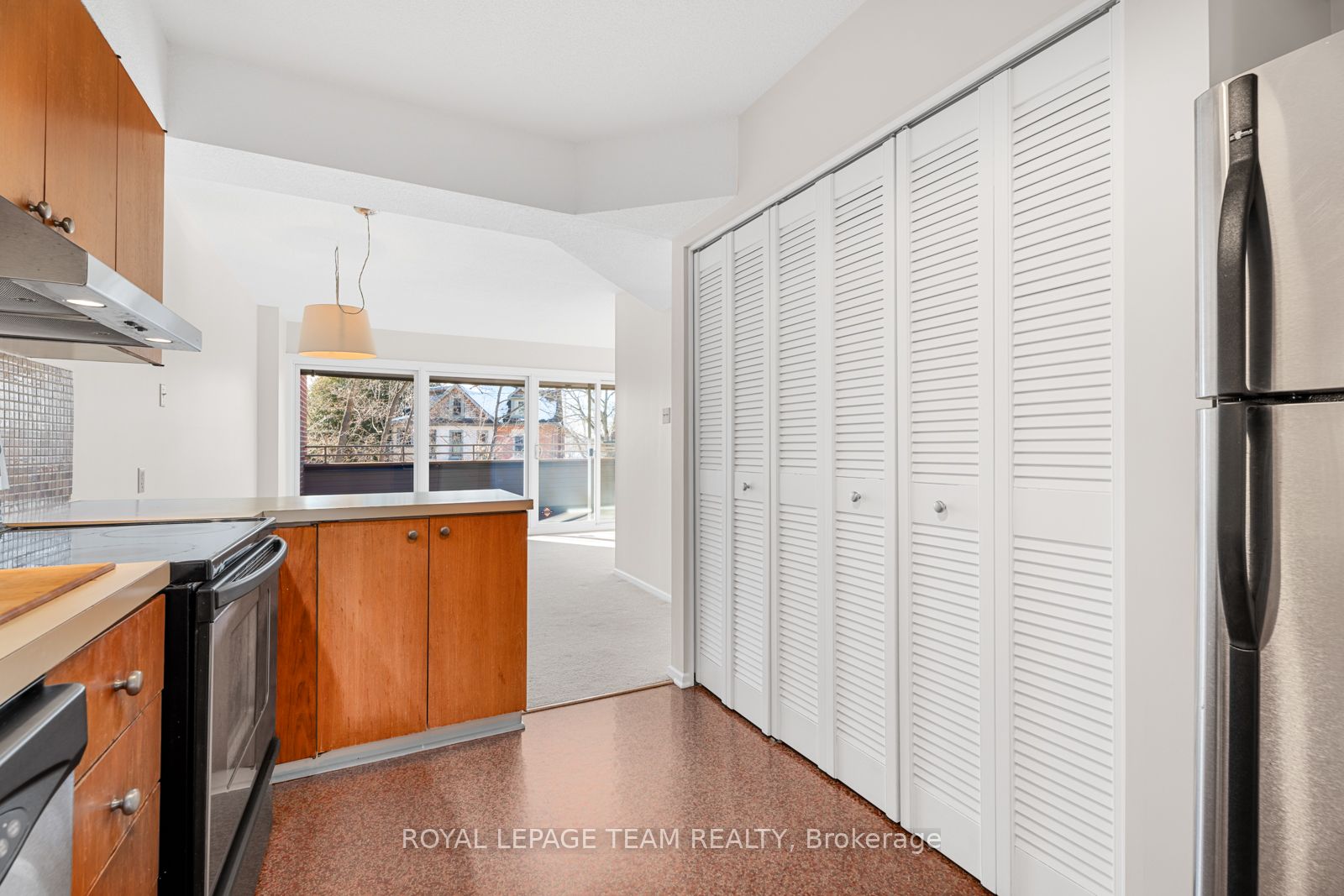 40 Belvedere Crescent Property Photo 11