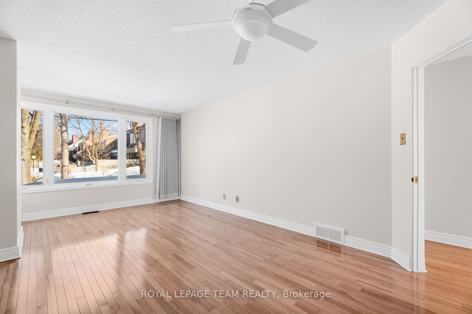 40 Belvedere Crescent Property Photo 18