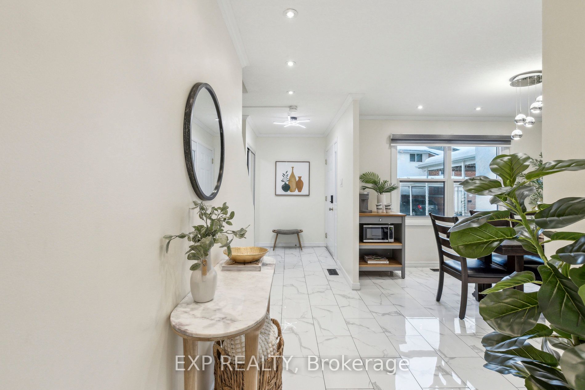 #3 - 407 Keats Way Property Photo 6