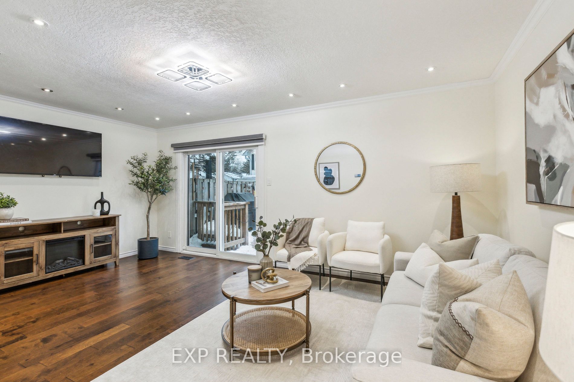 #3 - 407 Keats Way Property Photo 10