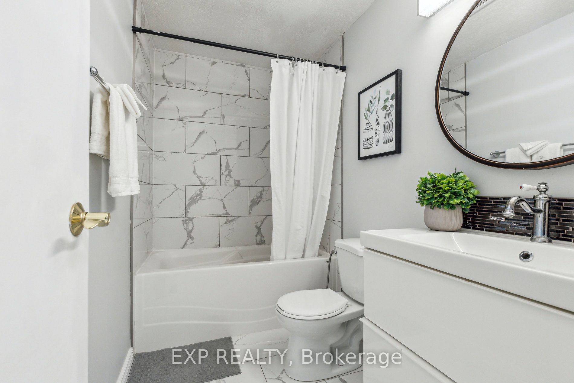 #3 - 407 Keats Way Property Photo 20