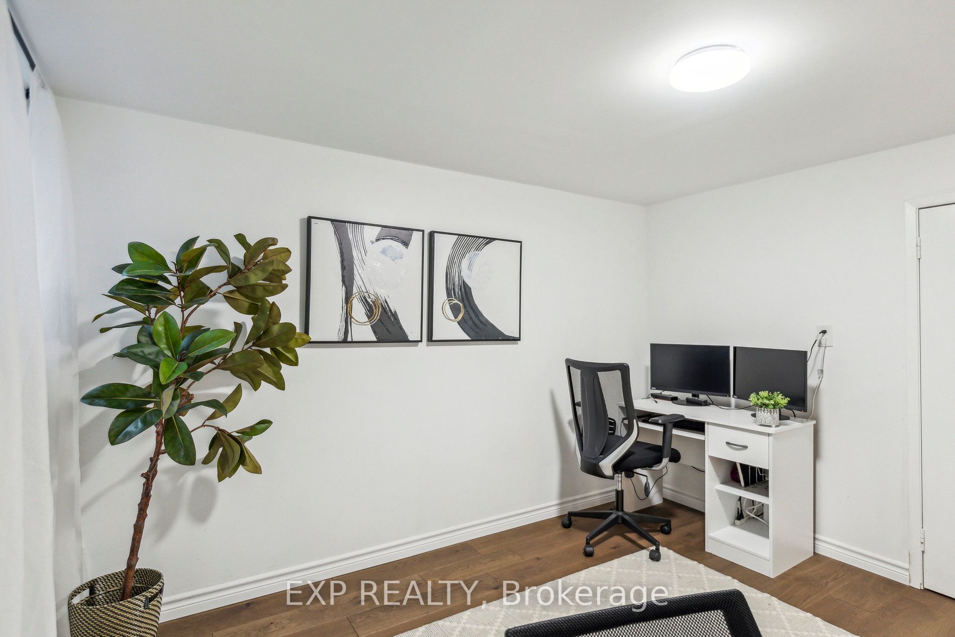 #3 - 407 Keats Way Property Photo 24