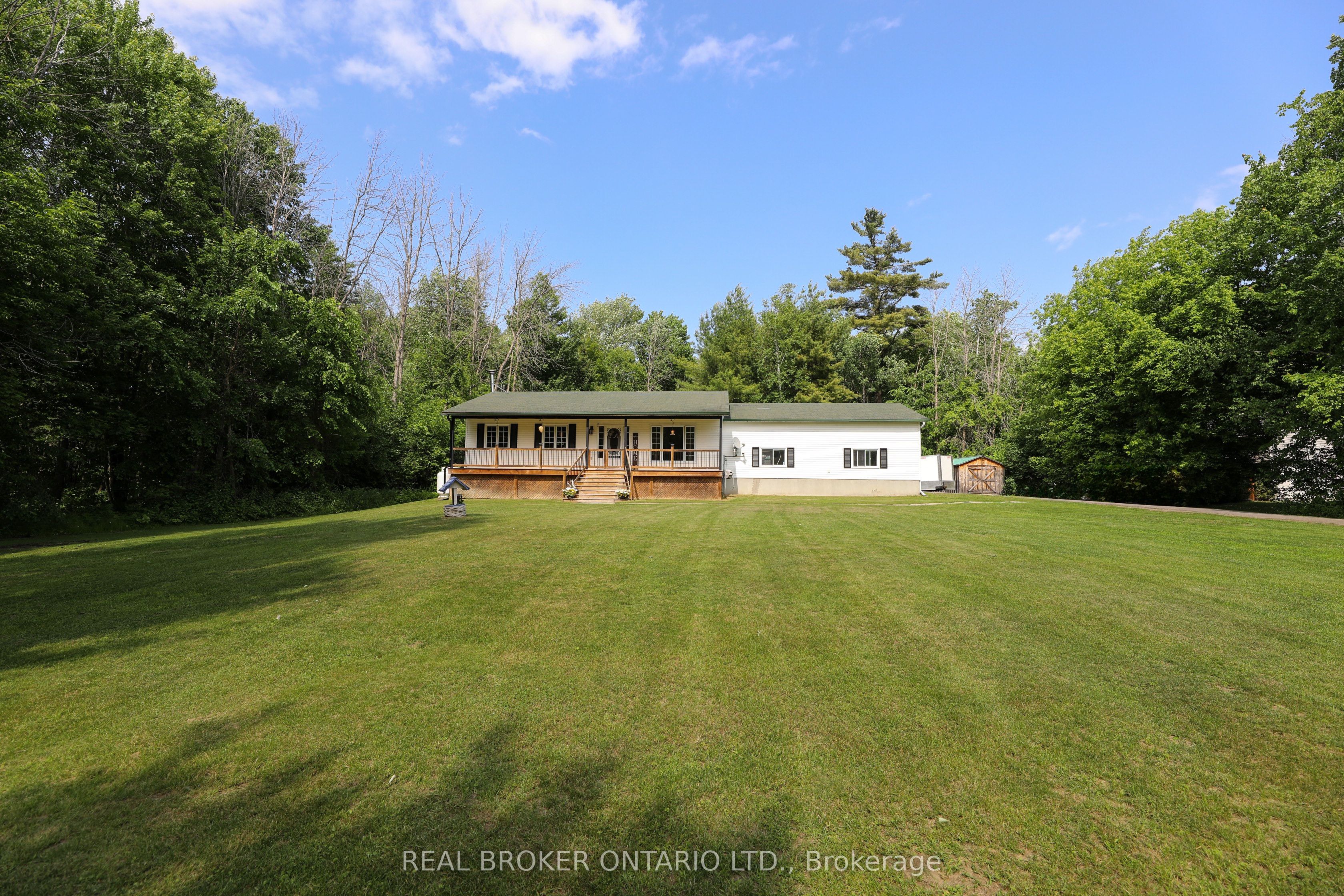 8 Benjamin Lane Property Photo 1