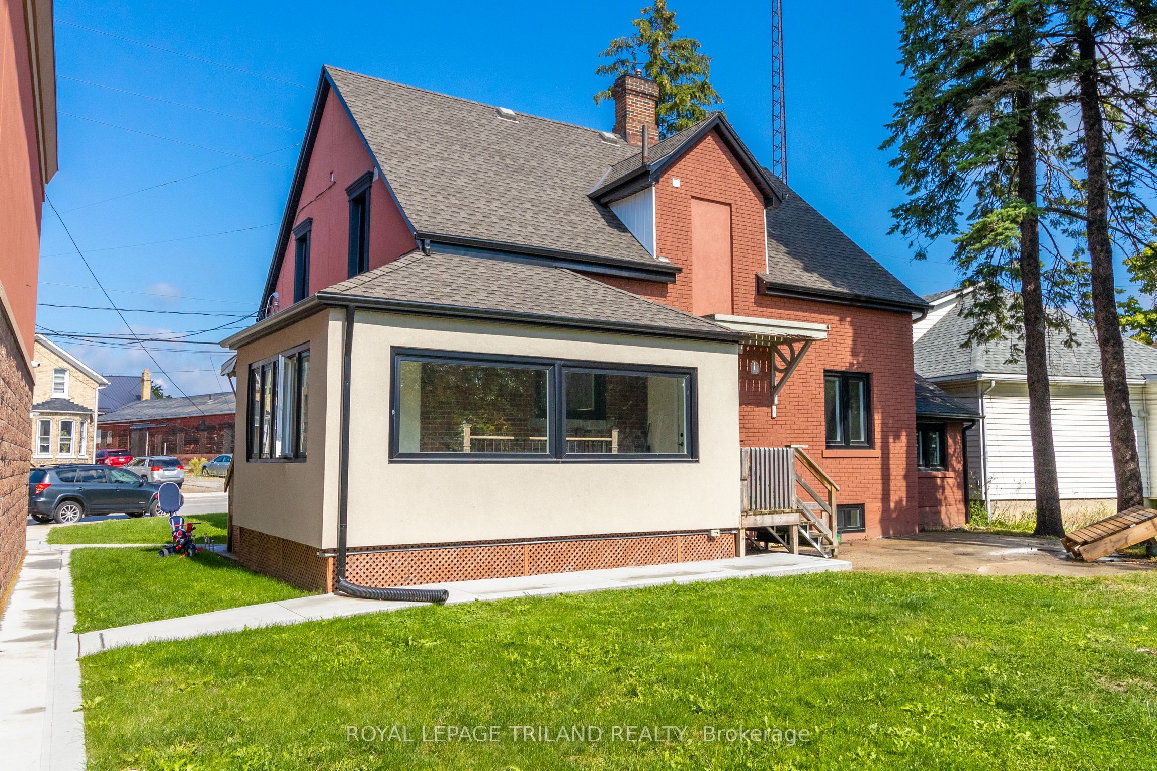 101 Woodstock Street Property Photo 45