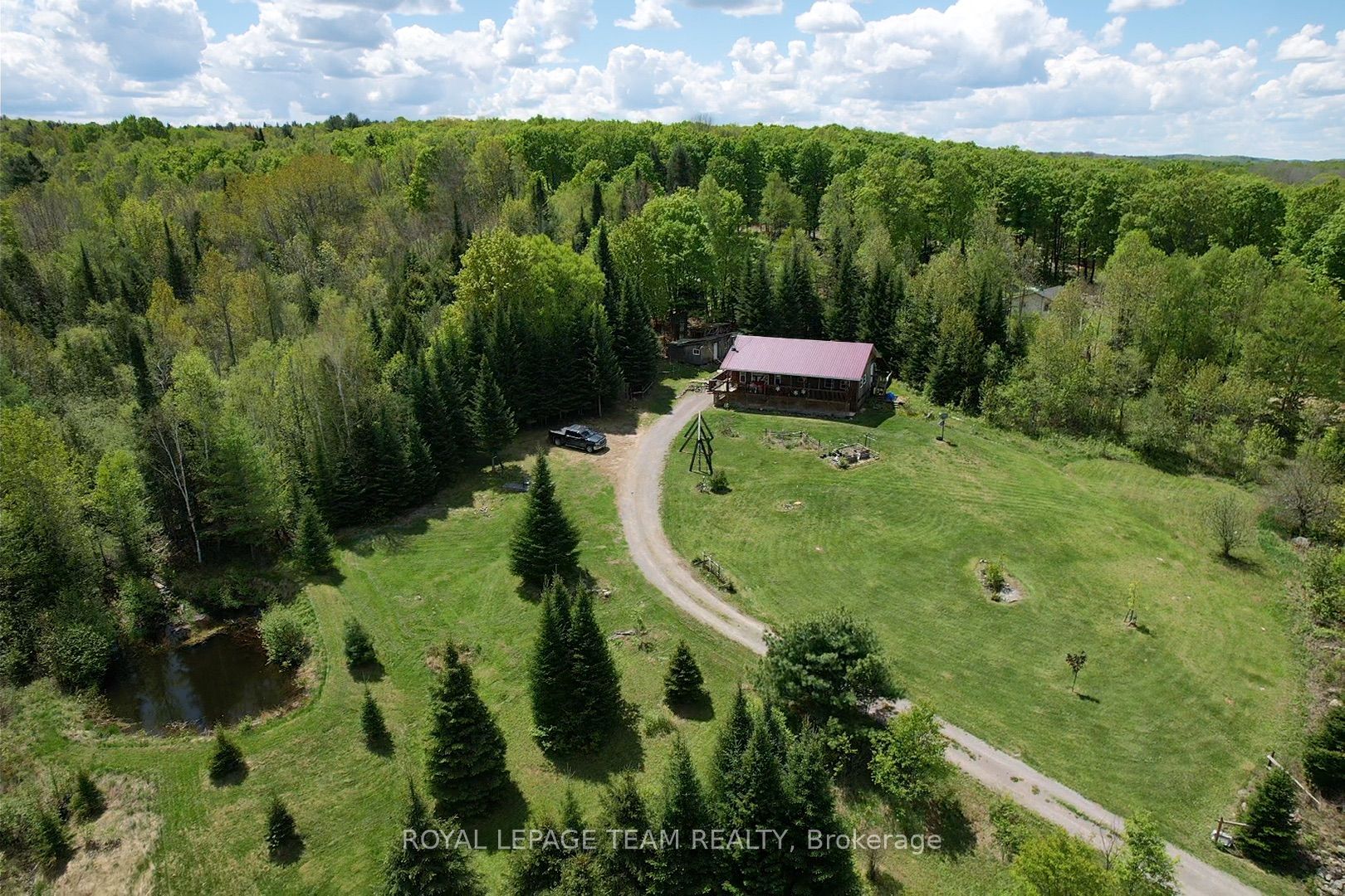 105 Heins Road Property Photo 1