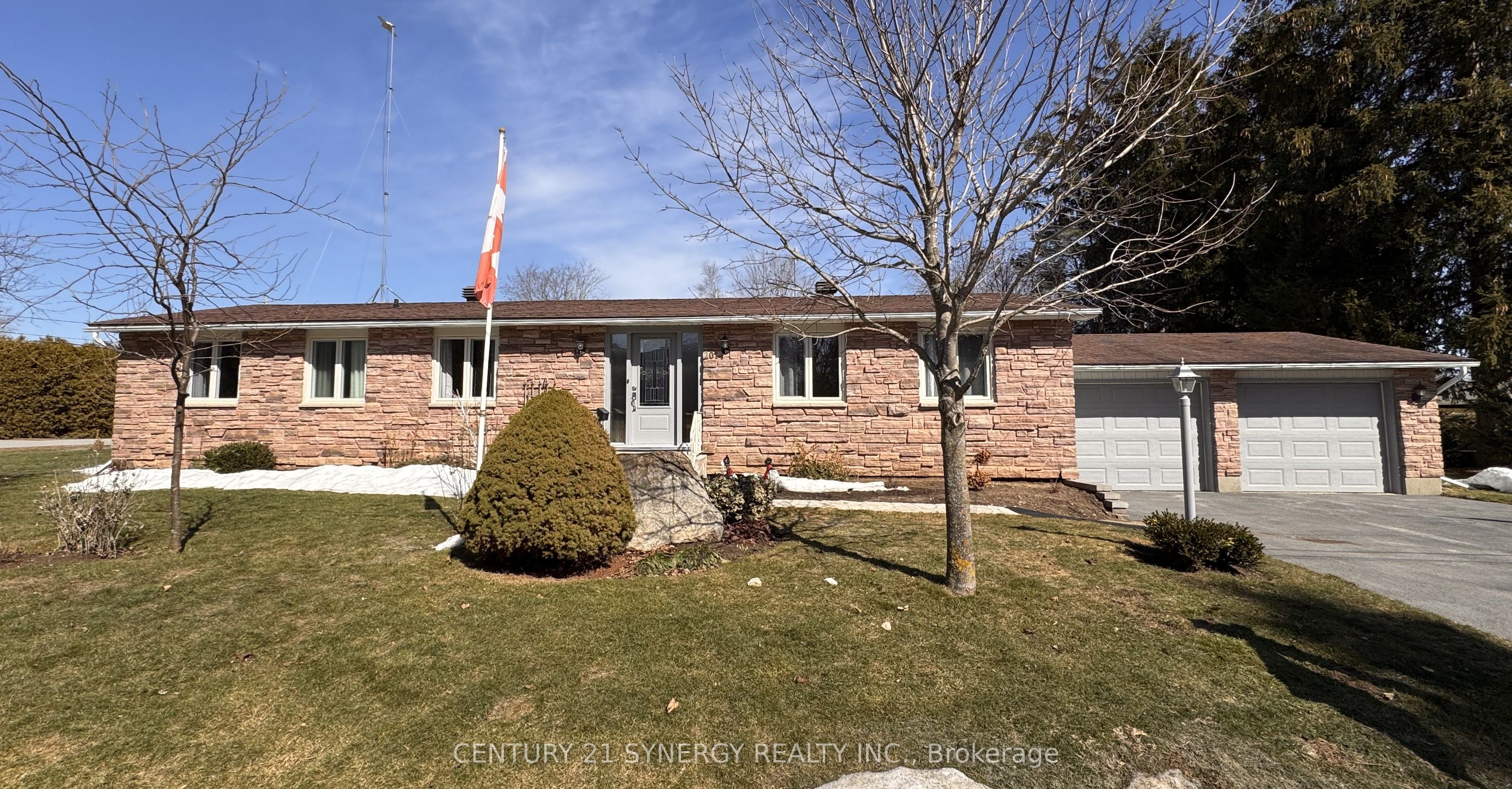201 Ferguson Street Property Photo