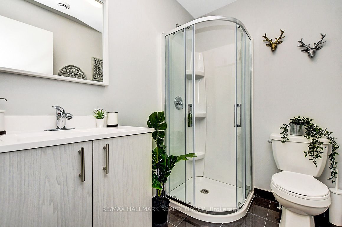 12 Jolliet Avenue Property Photo 18