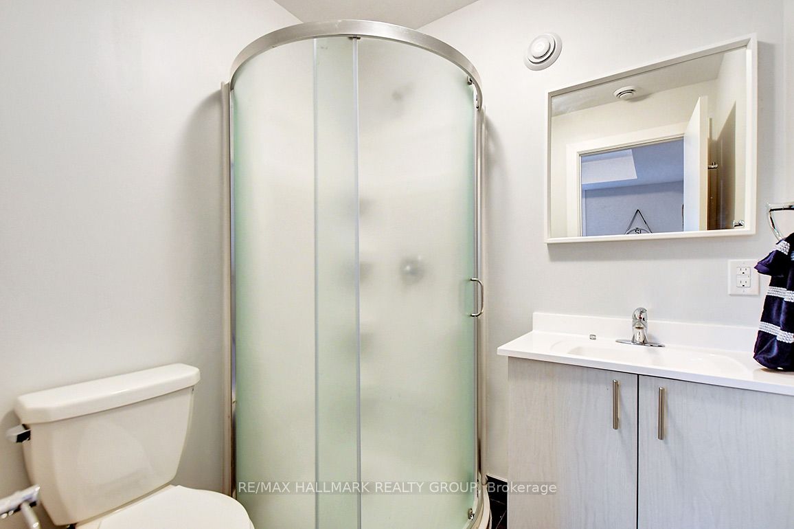 12 Jolliet Avenue Property Photo 29