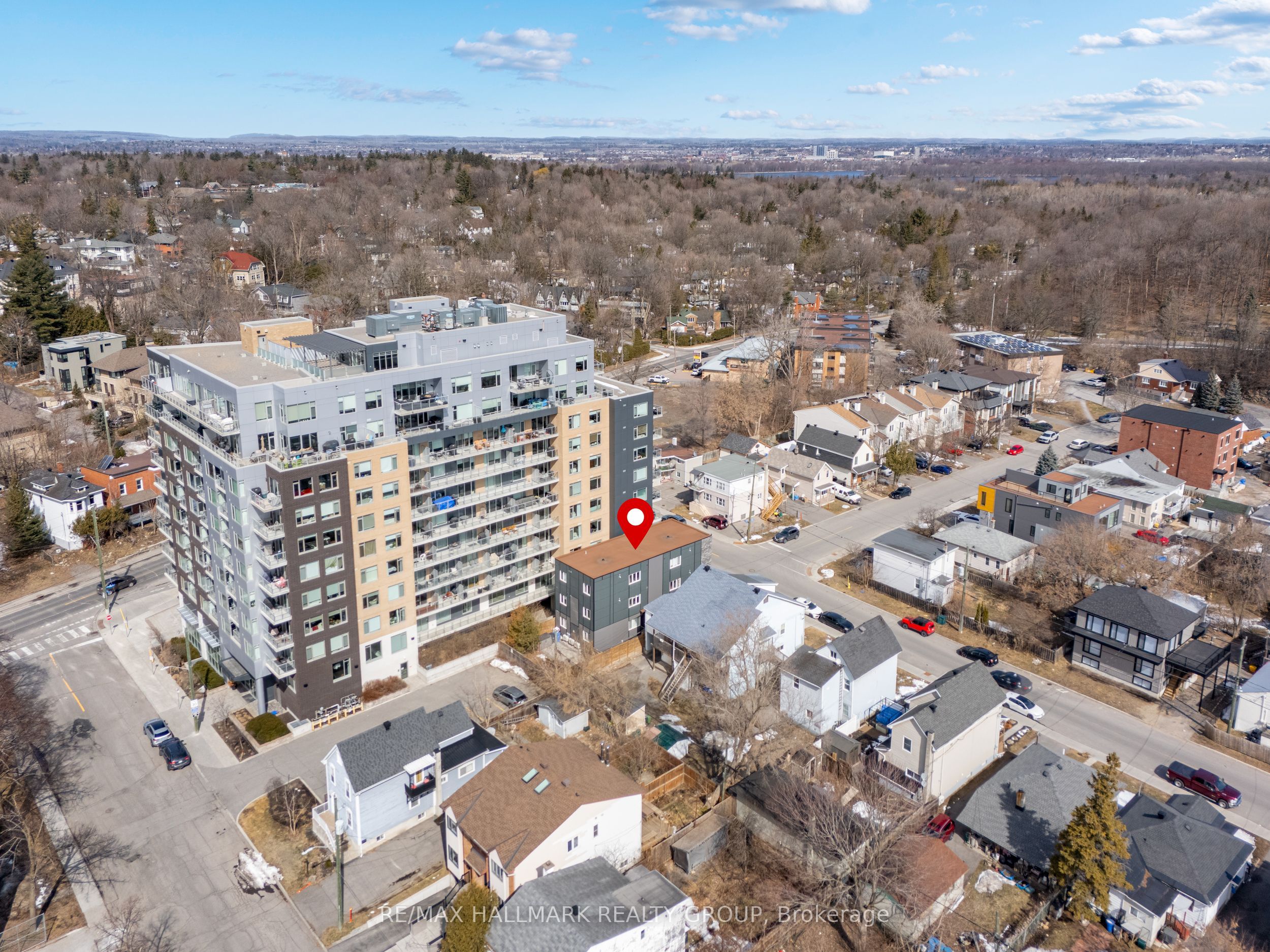 12 Jolliet Avenue Property Photo 31