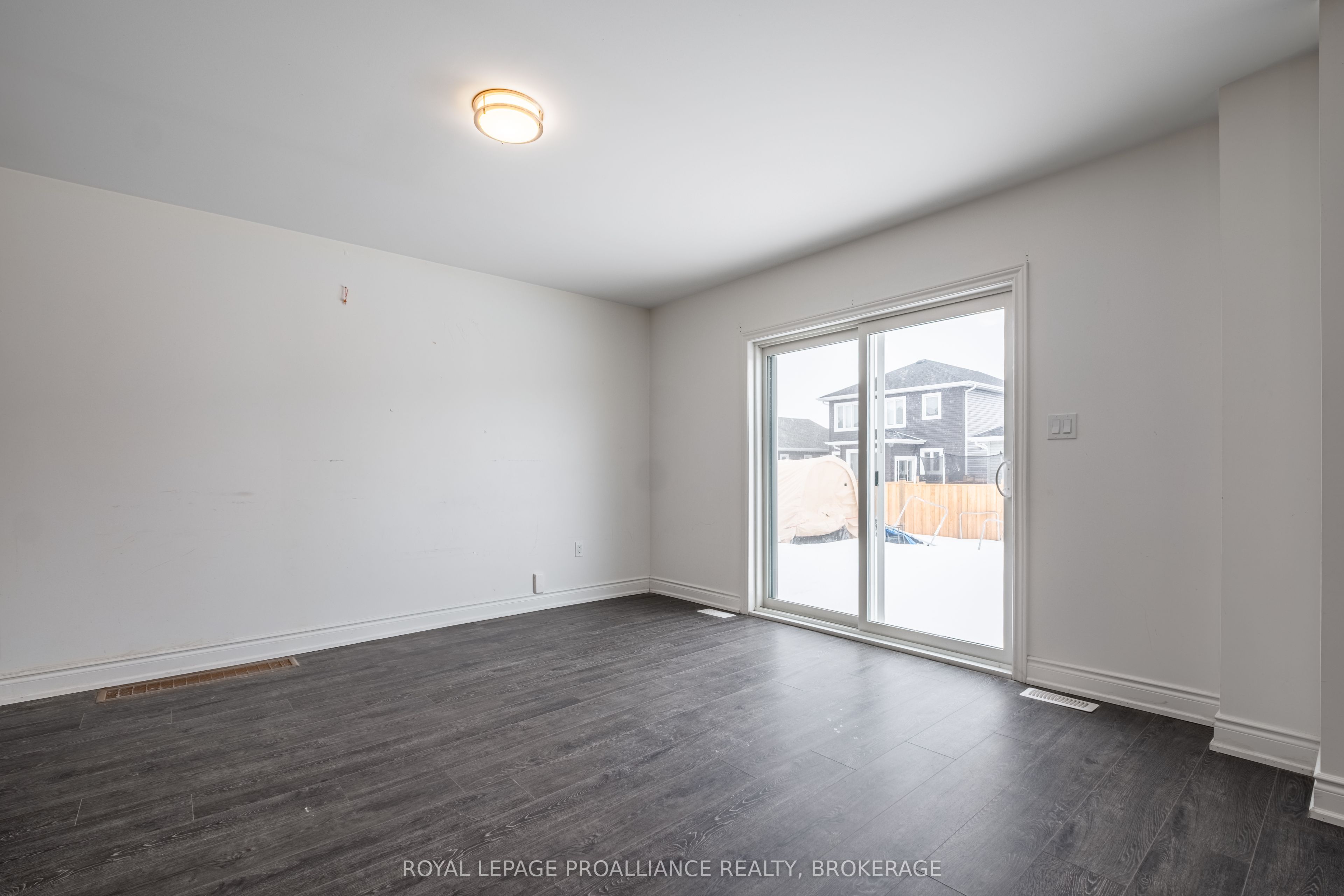 18 Millcreek Drive Property Photo 10