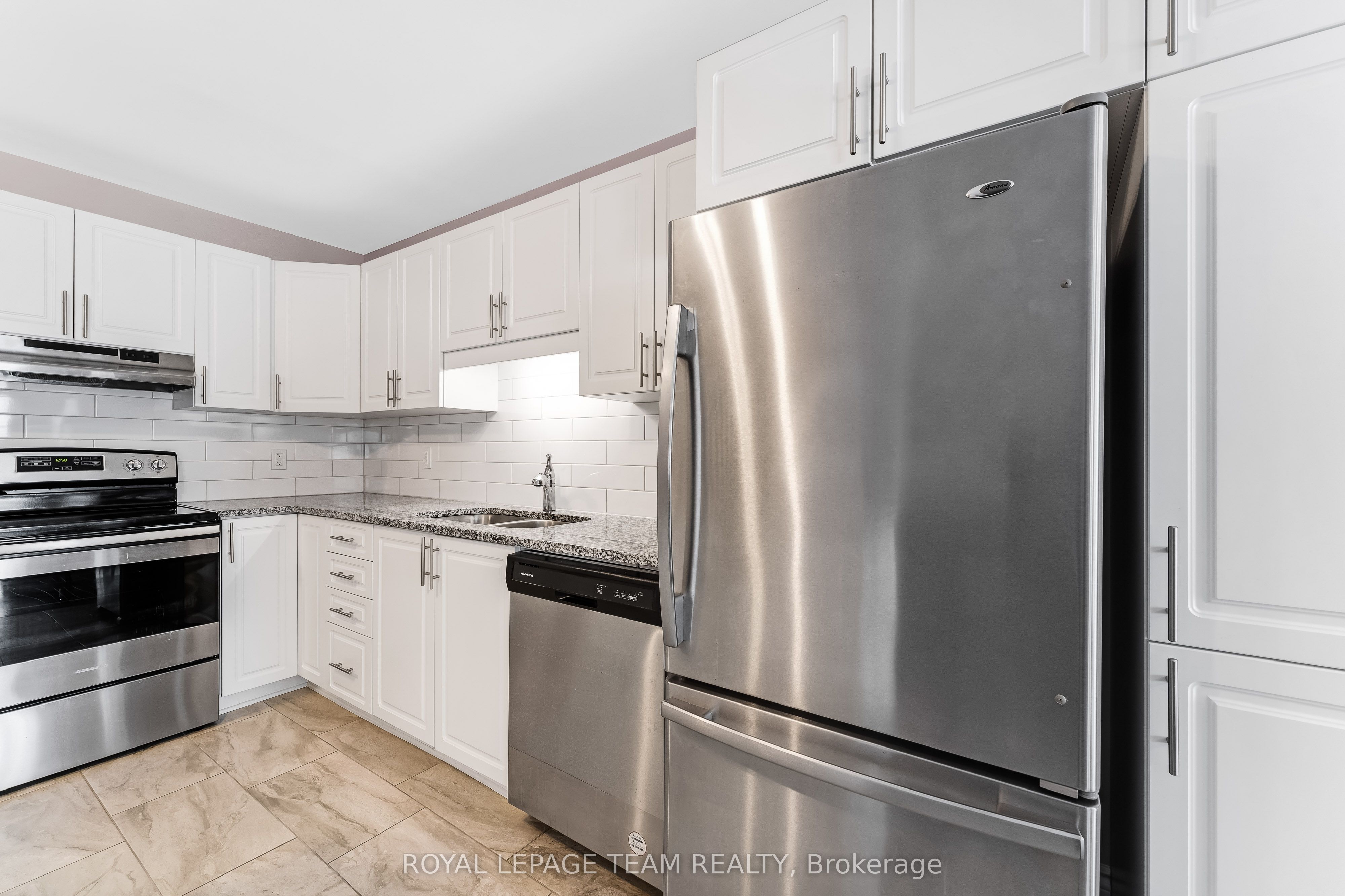 225 Dion Avenue Property Photo 8