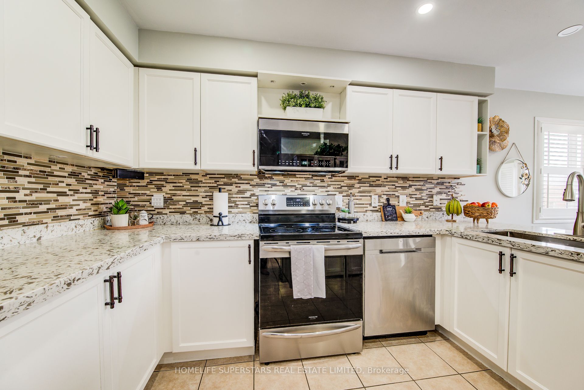 56 Schiedel Drive Property Photo 20