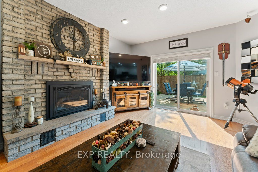 10 Thompson Court Property Photo 14