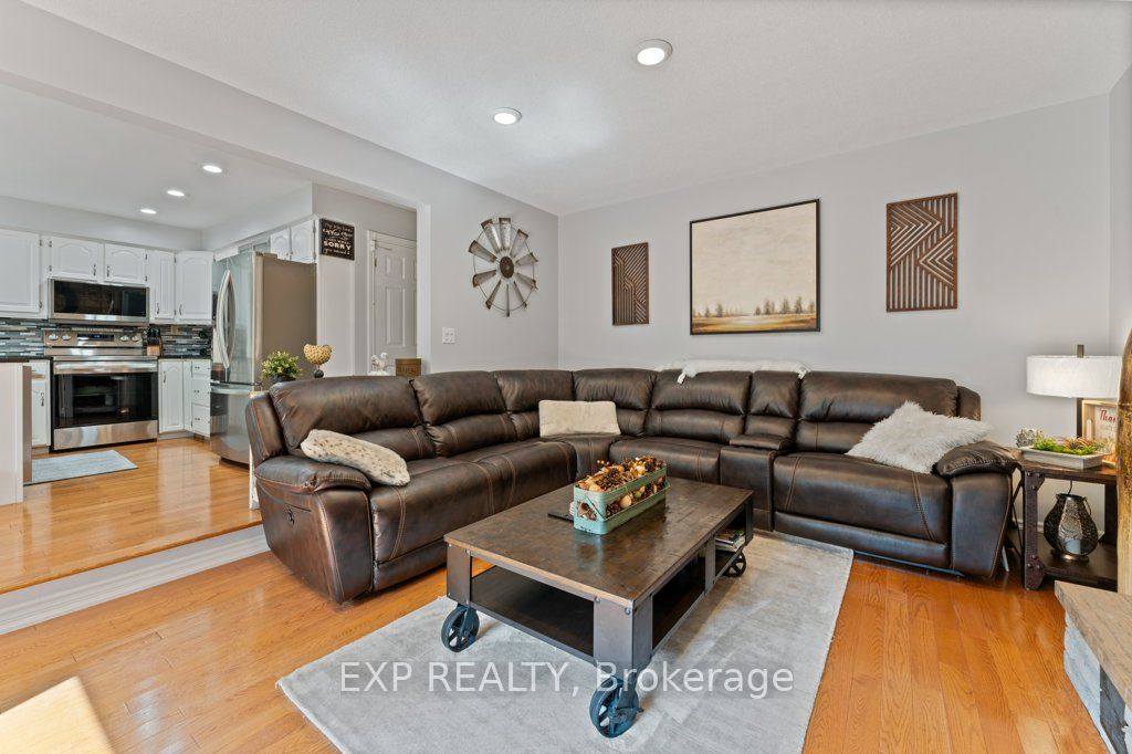 10 Thompson Court Property Photo 15