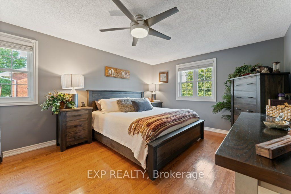 10 Thompson Court Property Photo 19