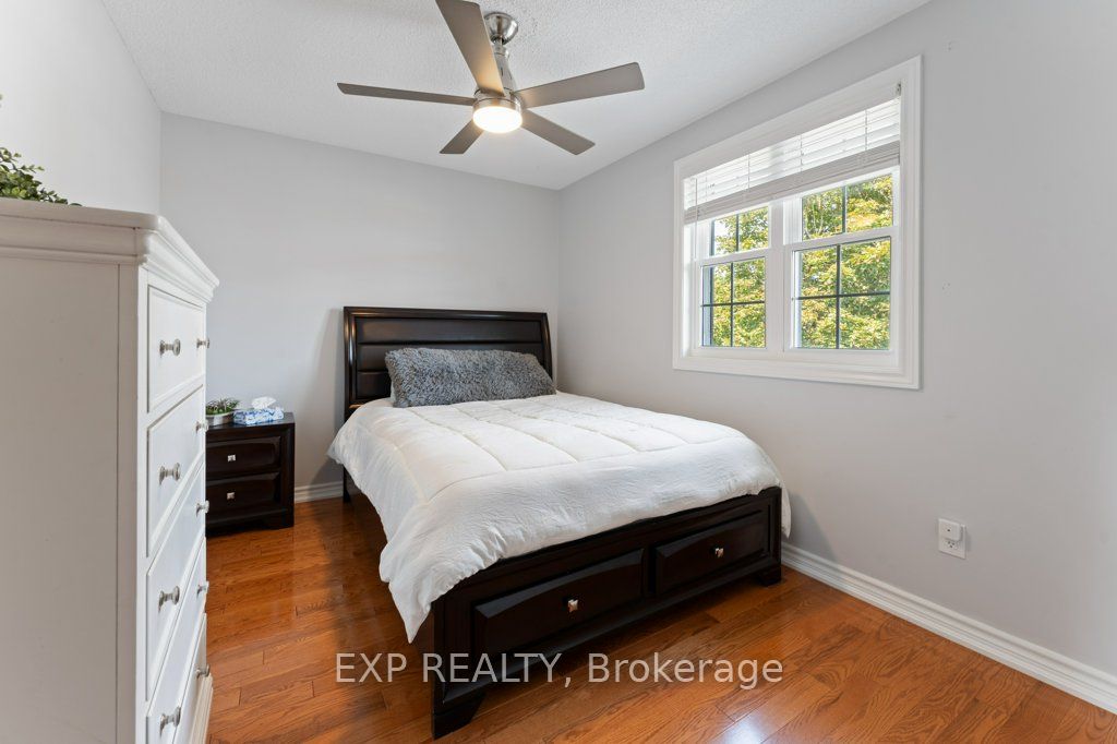 10 Thompson Court Property Photo 23