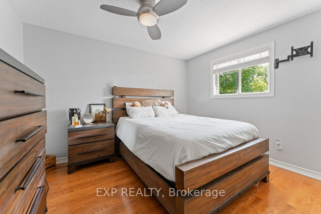 10 Thompson Court Property Photo 25