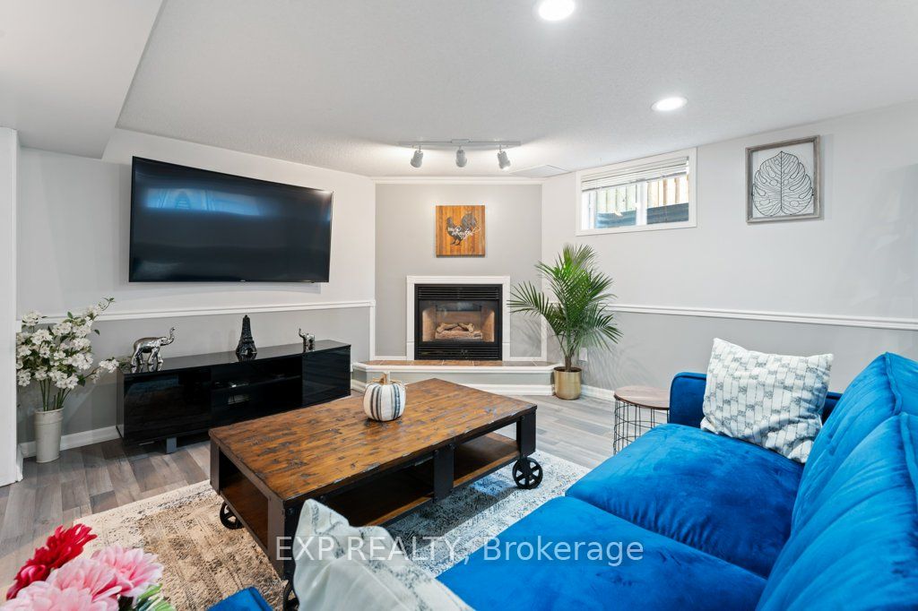 10 Thompson Court Property Photo 27