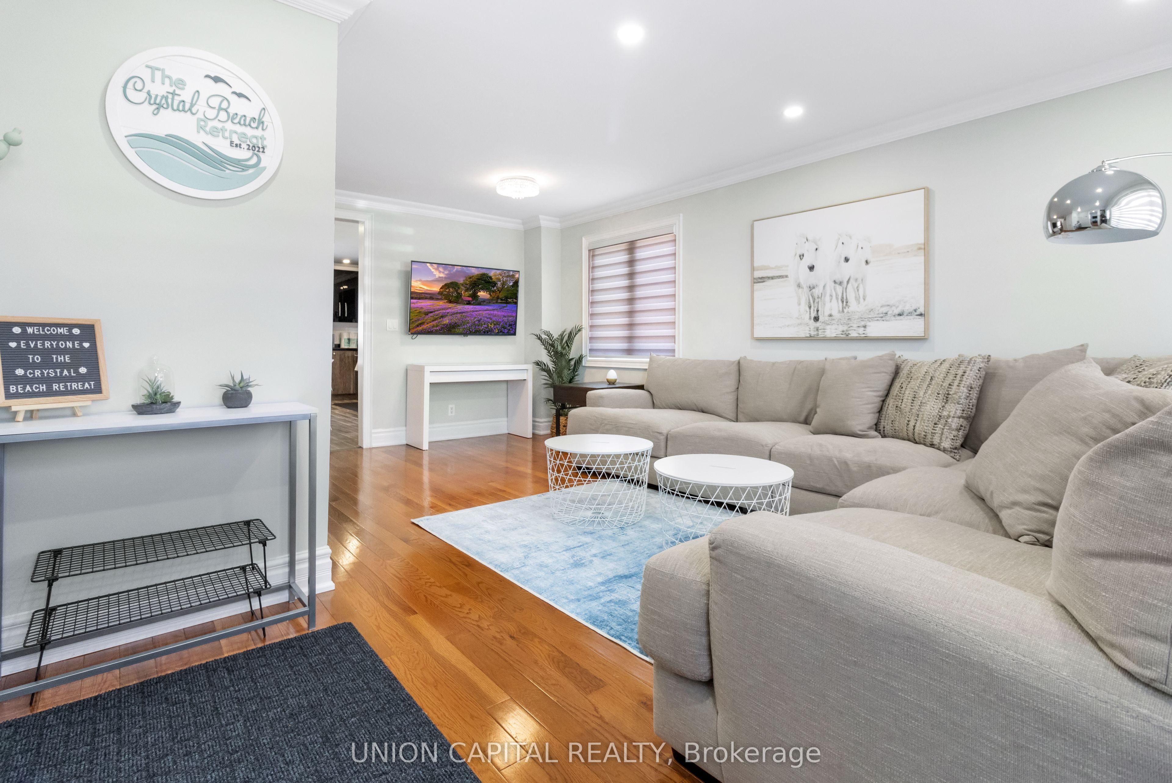 186 Lincoln Rd W Property Photo