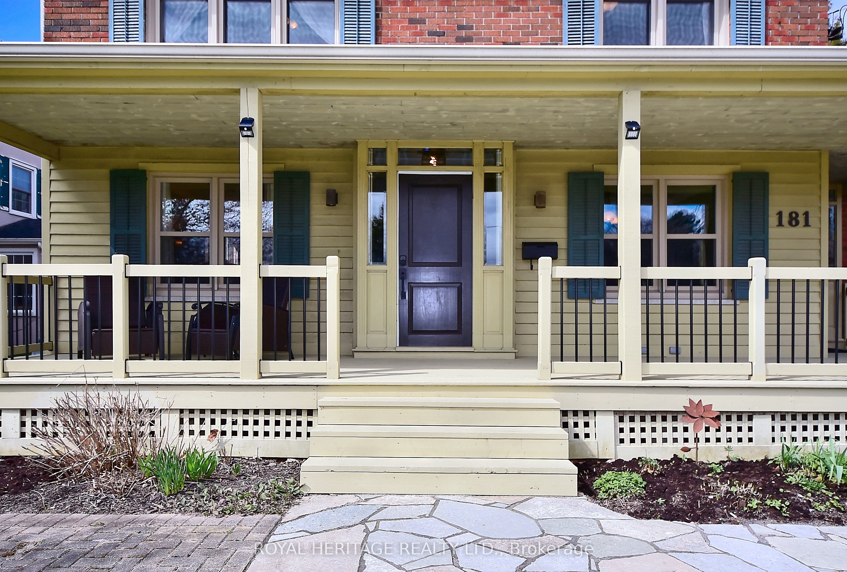 181 Abbott Boulevard Property Photo 2