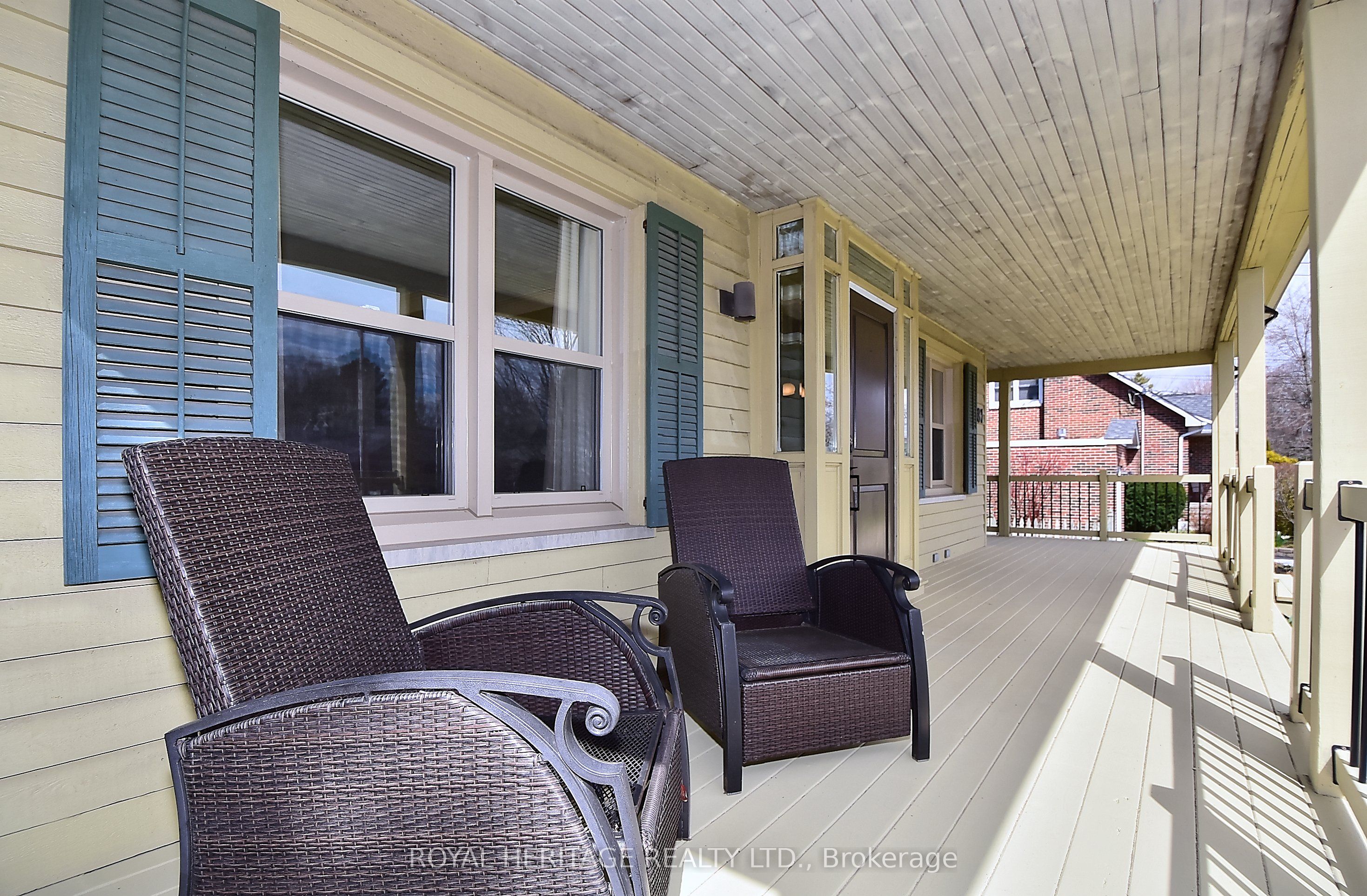 181 Abbott Boulevard Property Photo 4