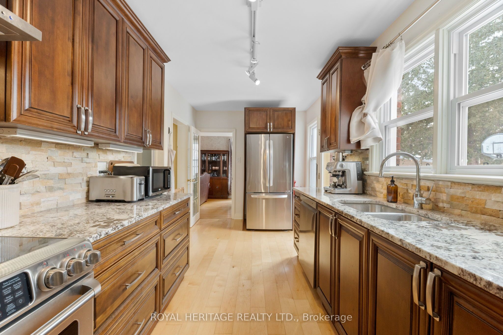 181 Abbott Boulevard Property Photo 10