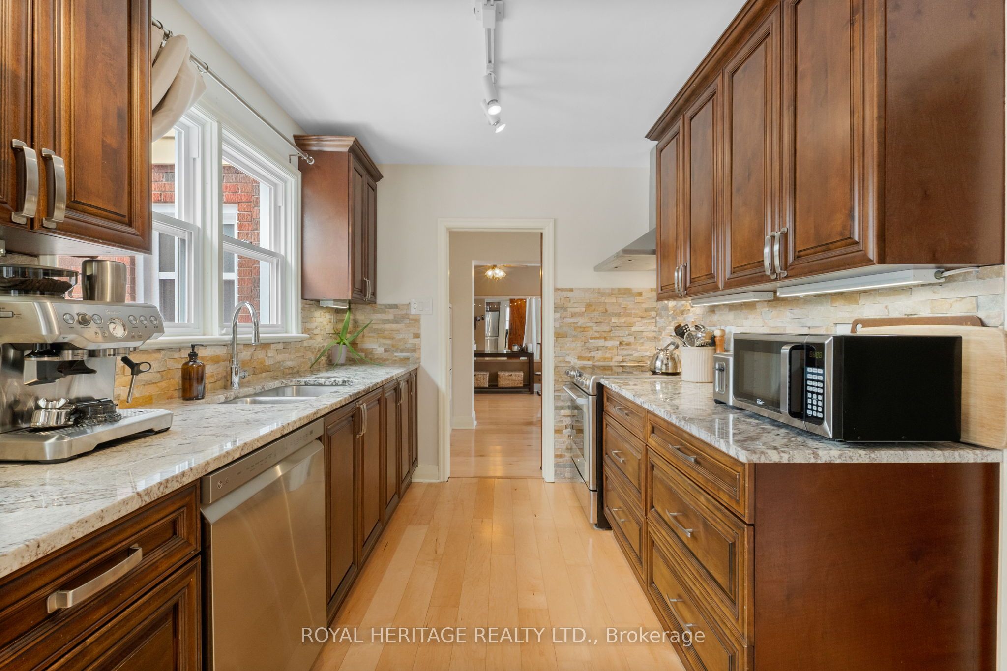 181 Abbott Boulevard Property Photo 11