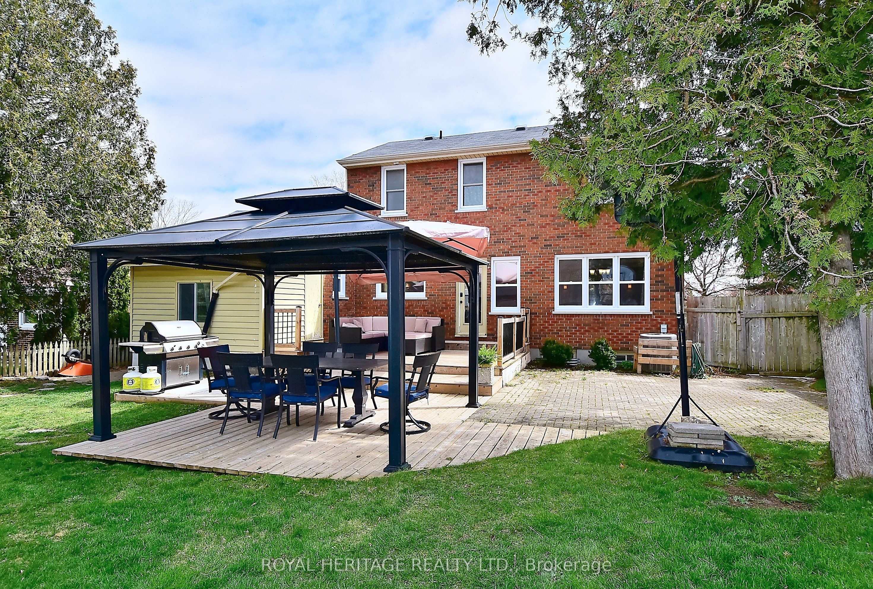 181 Abbott Boulevard Property Photo 28