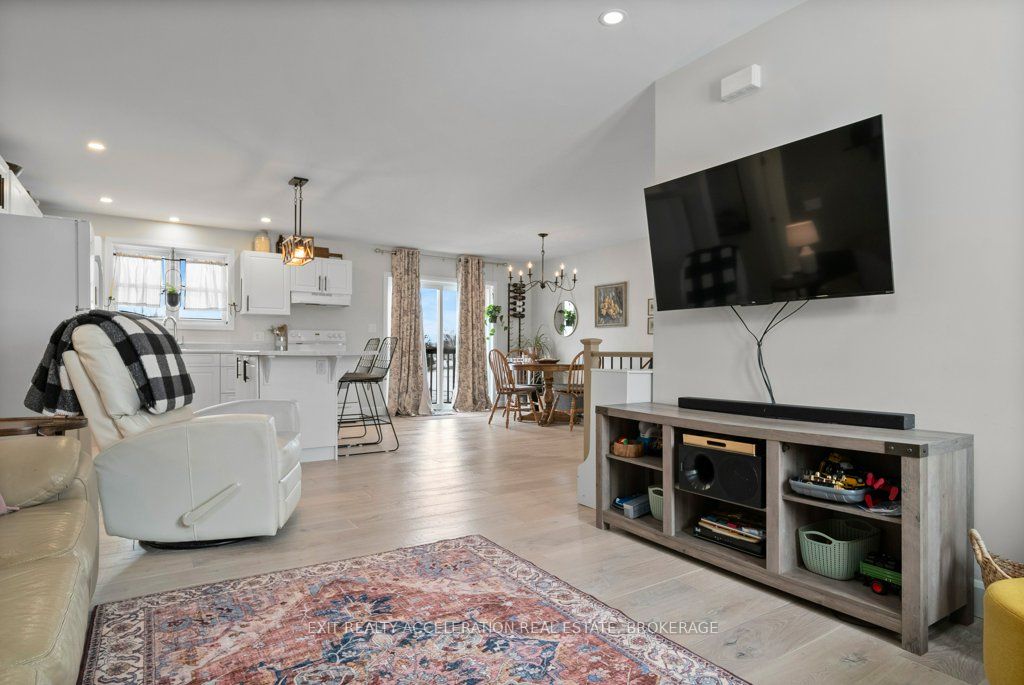 90 Shermans Point Road Property Photo 14