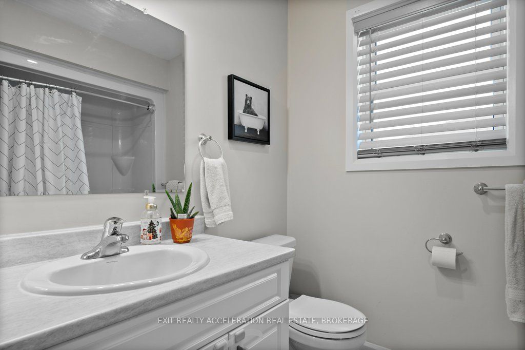 90 Shermans Point Road Property Photo 18