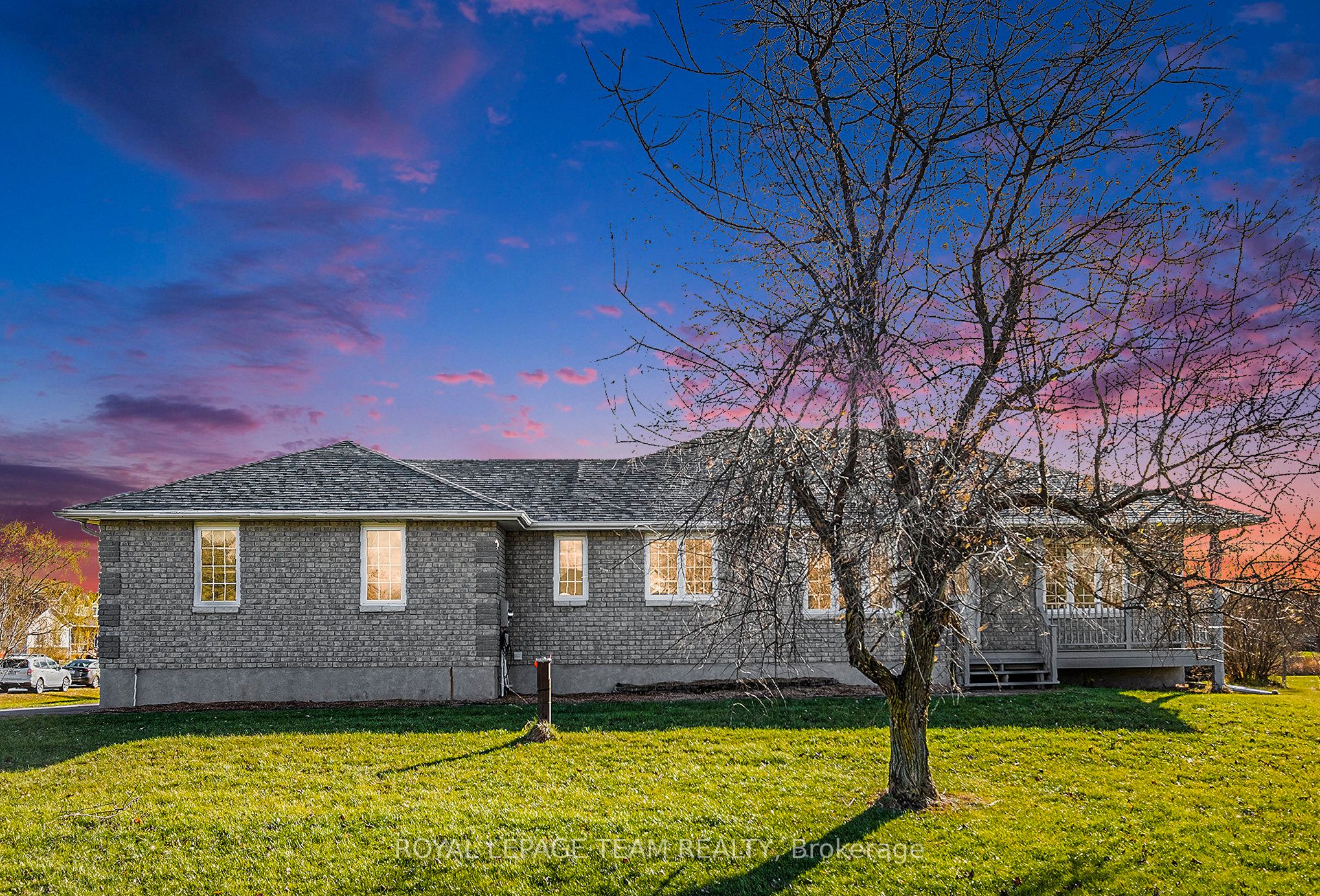 14 Garrison Dr Property Photo