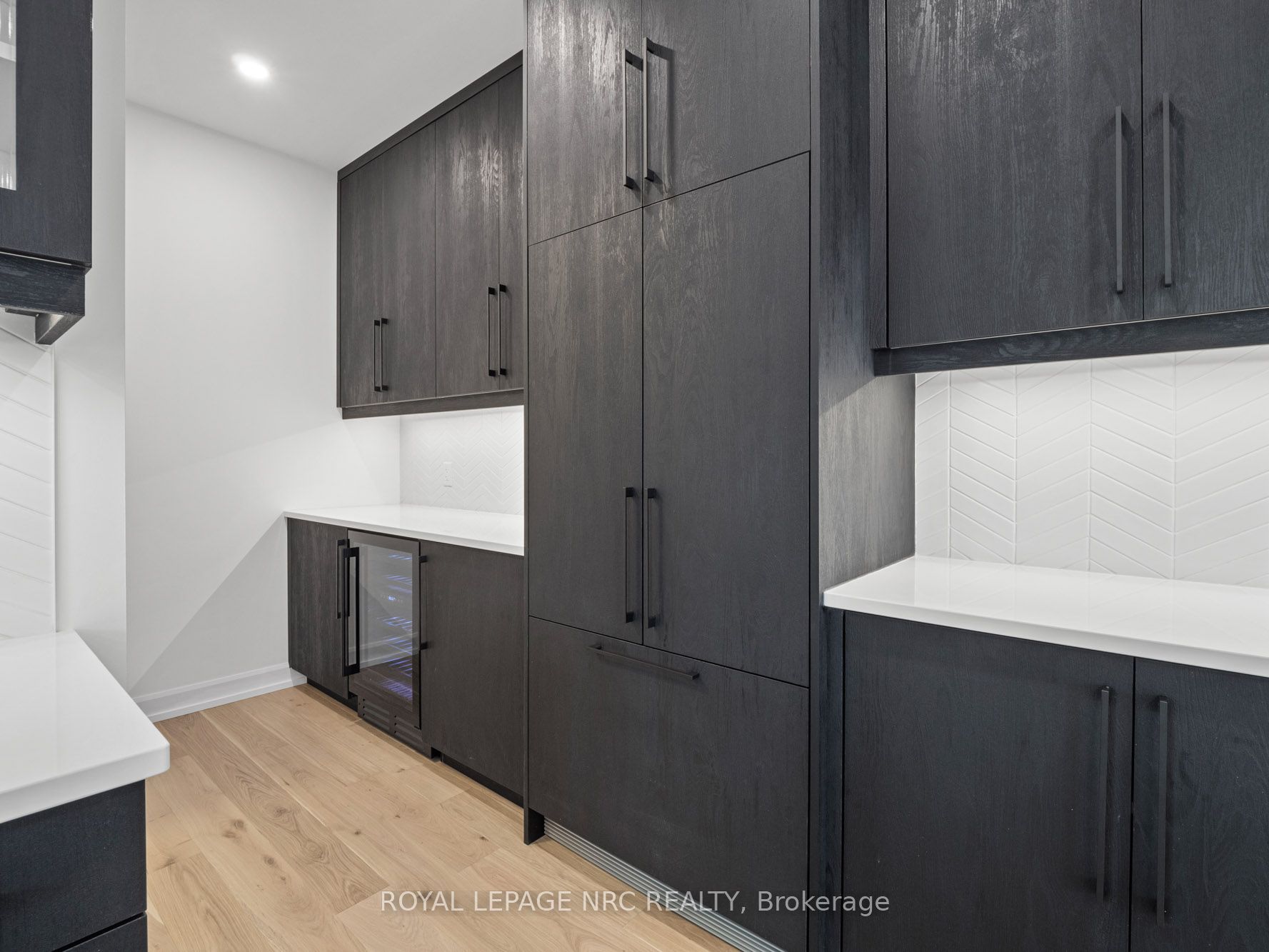 200 Klager Avenue Property Photo 14