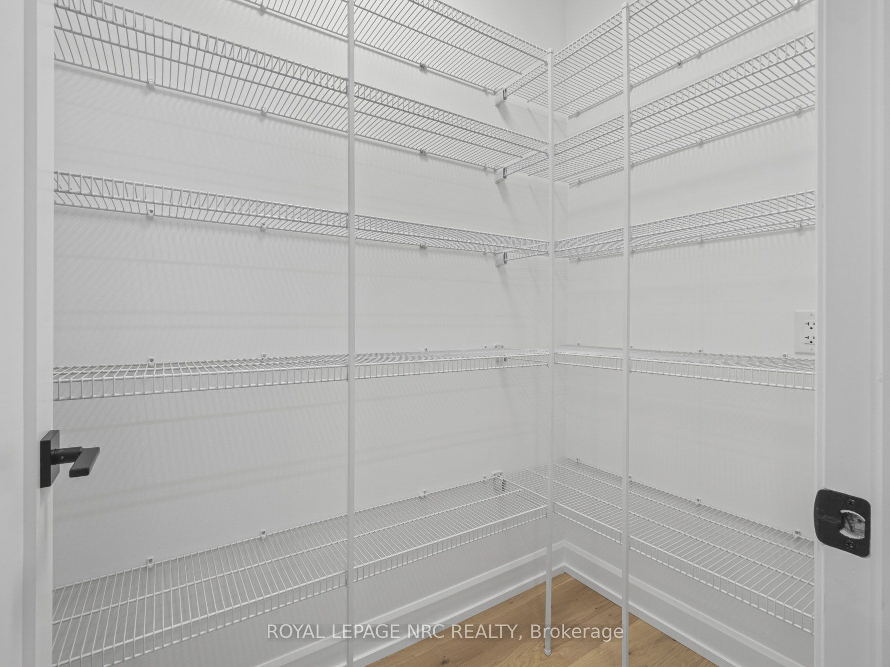 200 Klager Avenue Property Photo 15