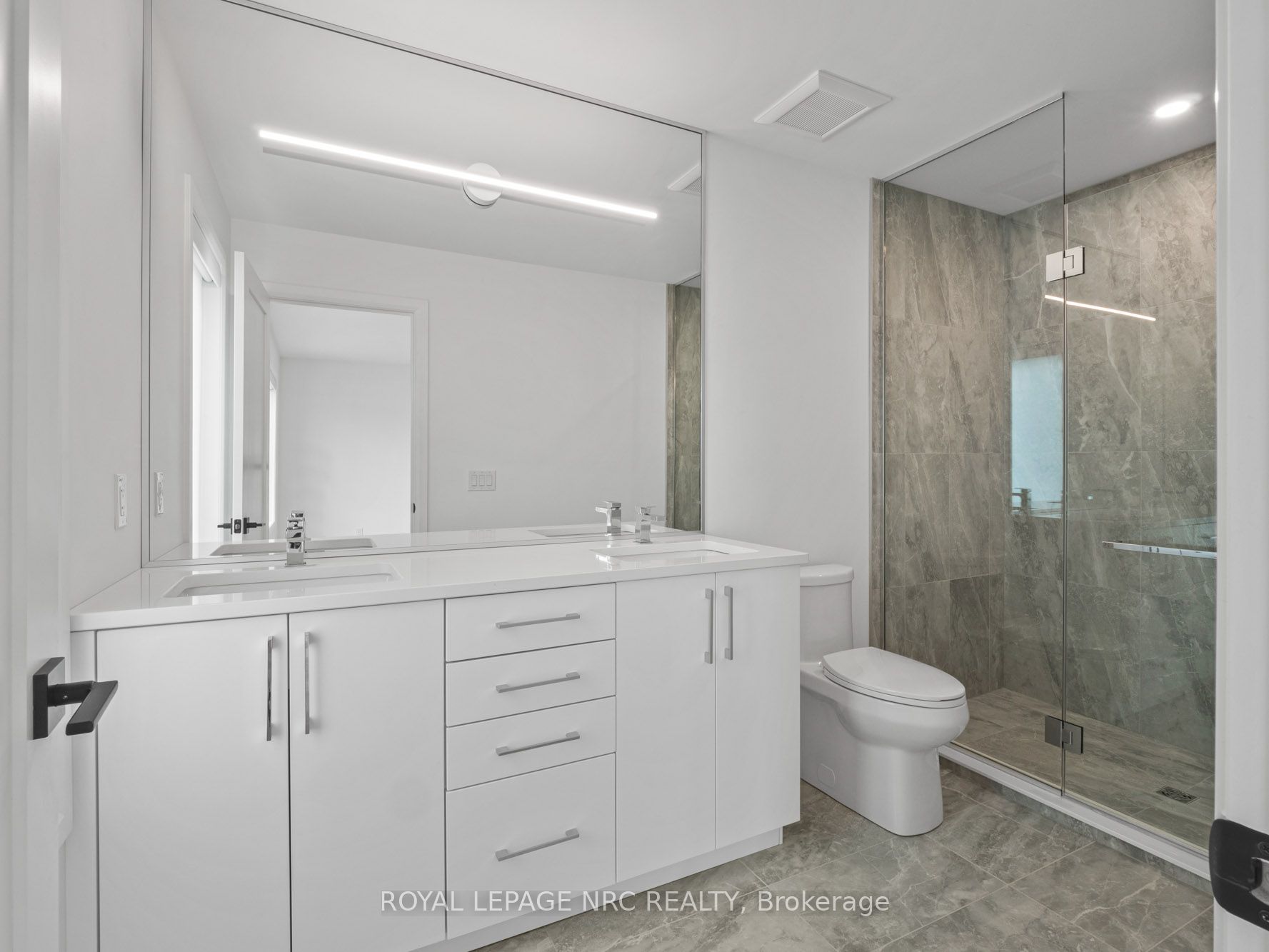 200 Klager Avenue Property Photo 27