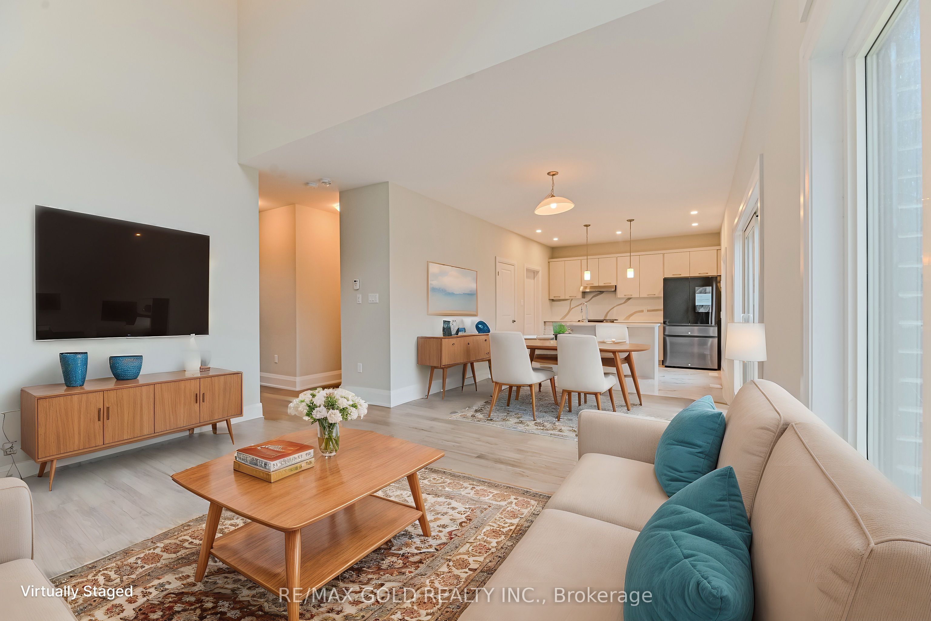 123 Jewel Street Property Photo 13