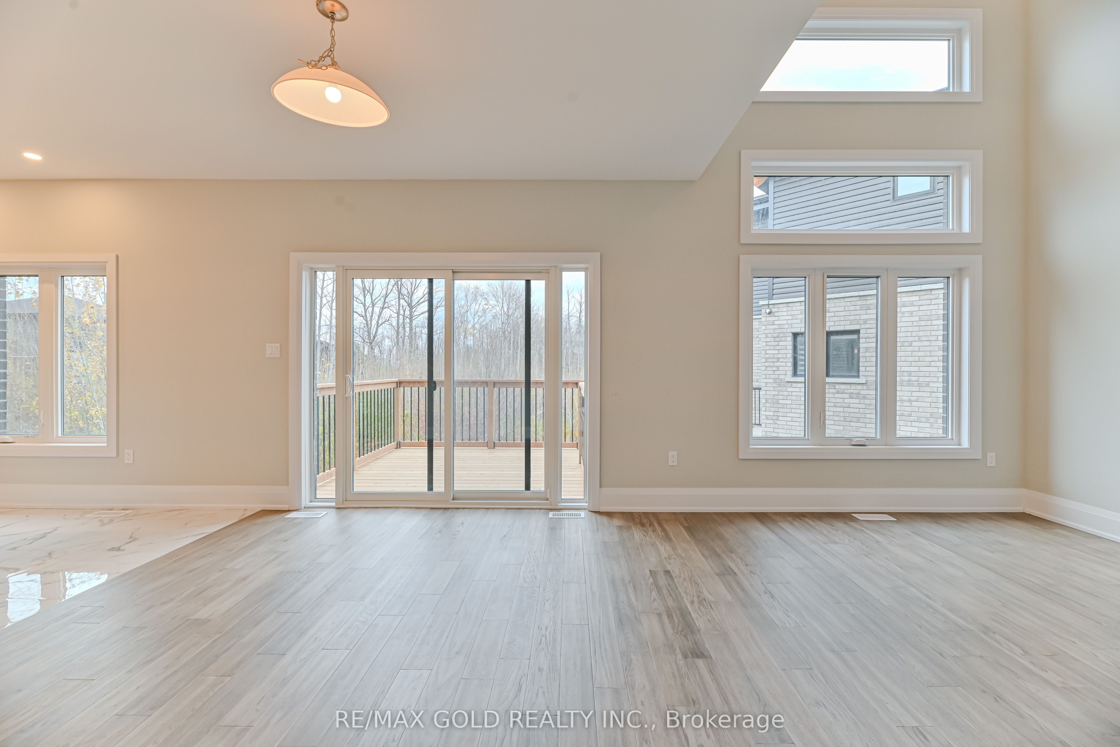 123 Jewel Street Property Photo 15